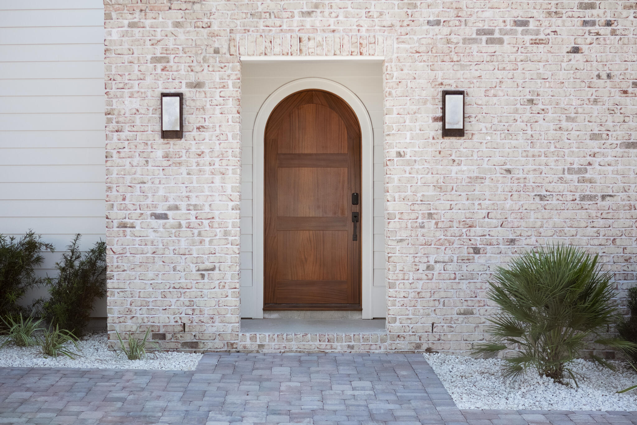 LAGUNA BEACH - Residential