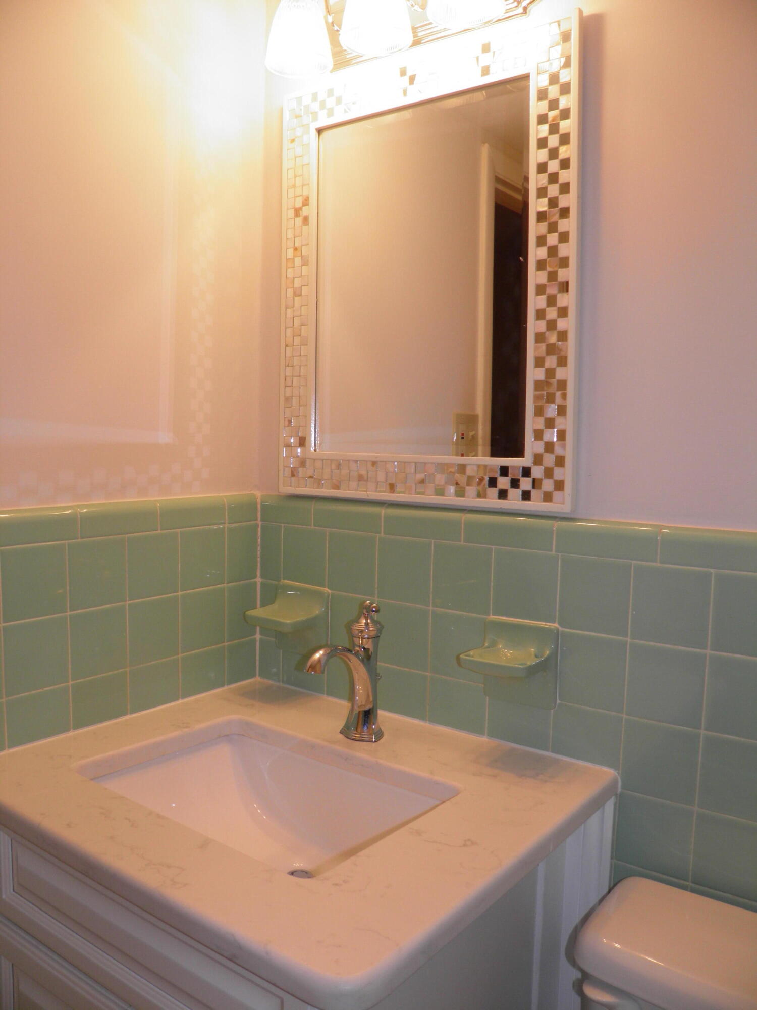 COLONY ESTATES - Residential Lease