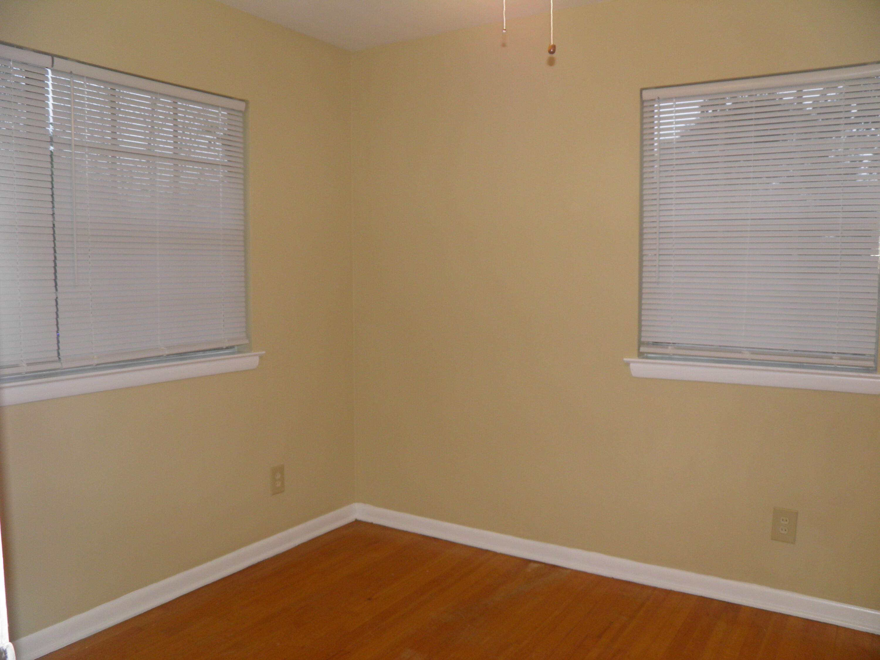 COLONY ESTATES - Residential Lease