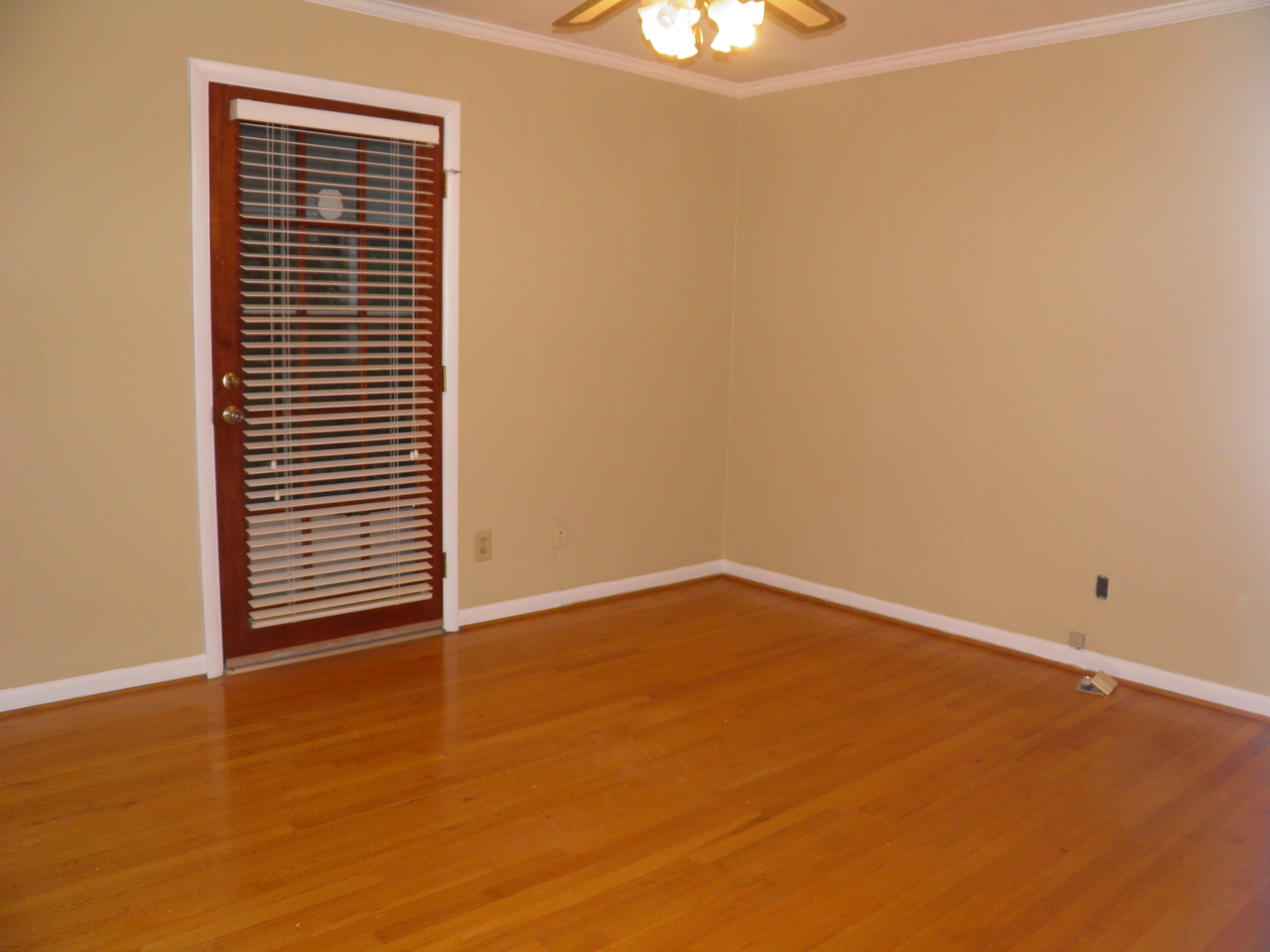 COLONY ESTATES - Residential Lease