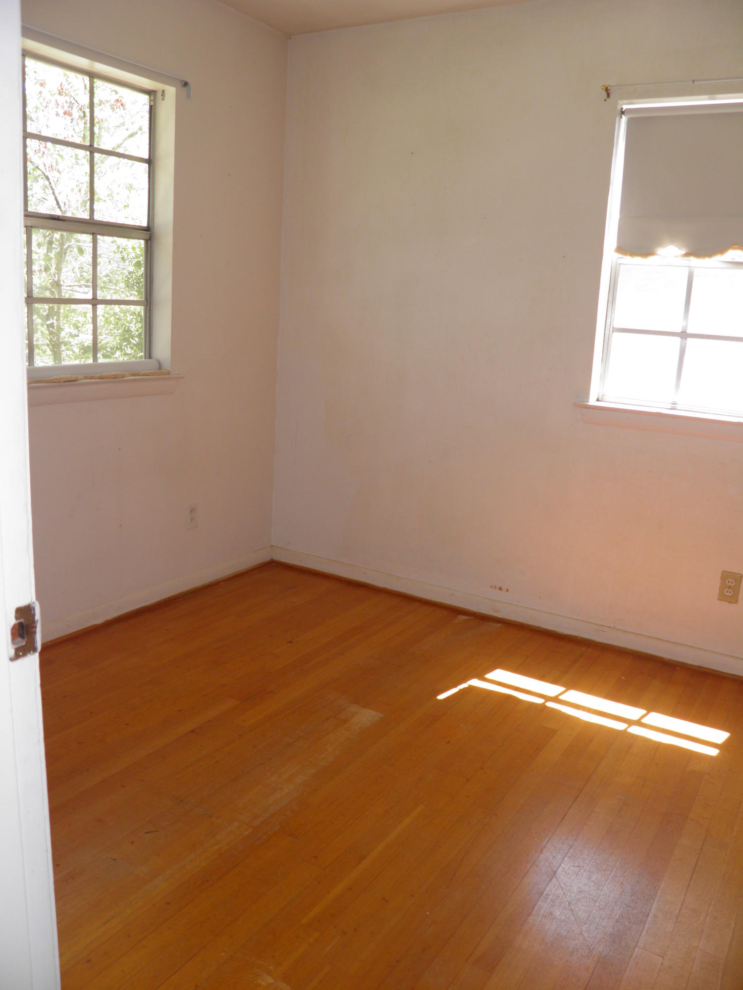 COLONY ESTATES - Residential Lease