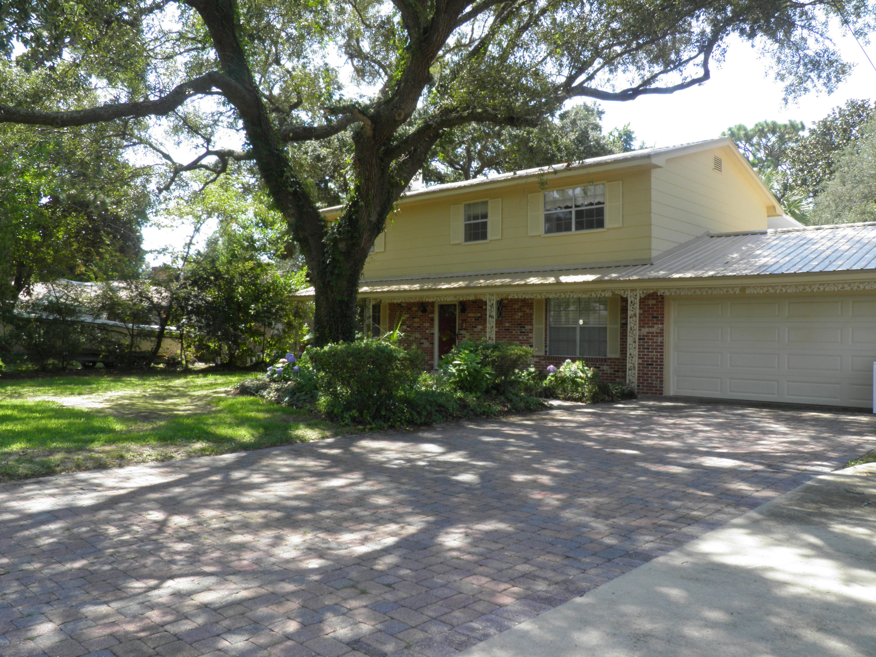 COLONY ESTATES - Residential Lease