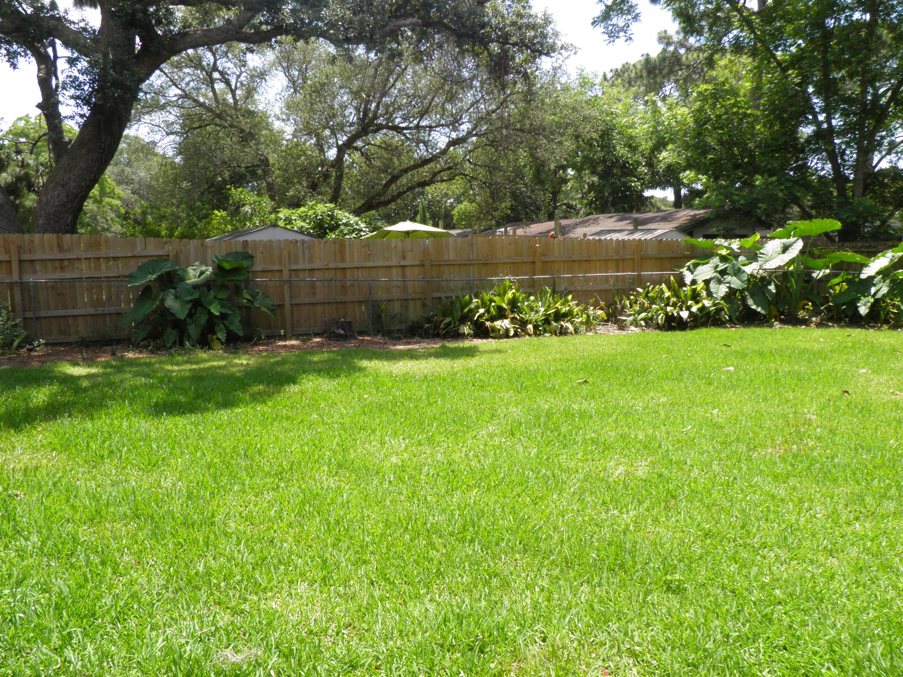 COLONY ESTATES - Residential Lease