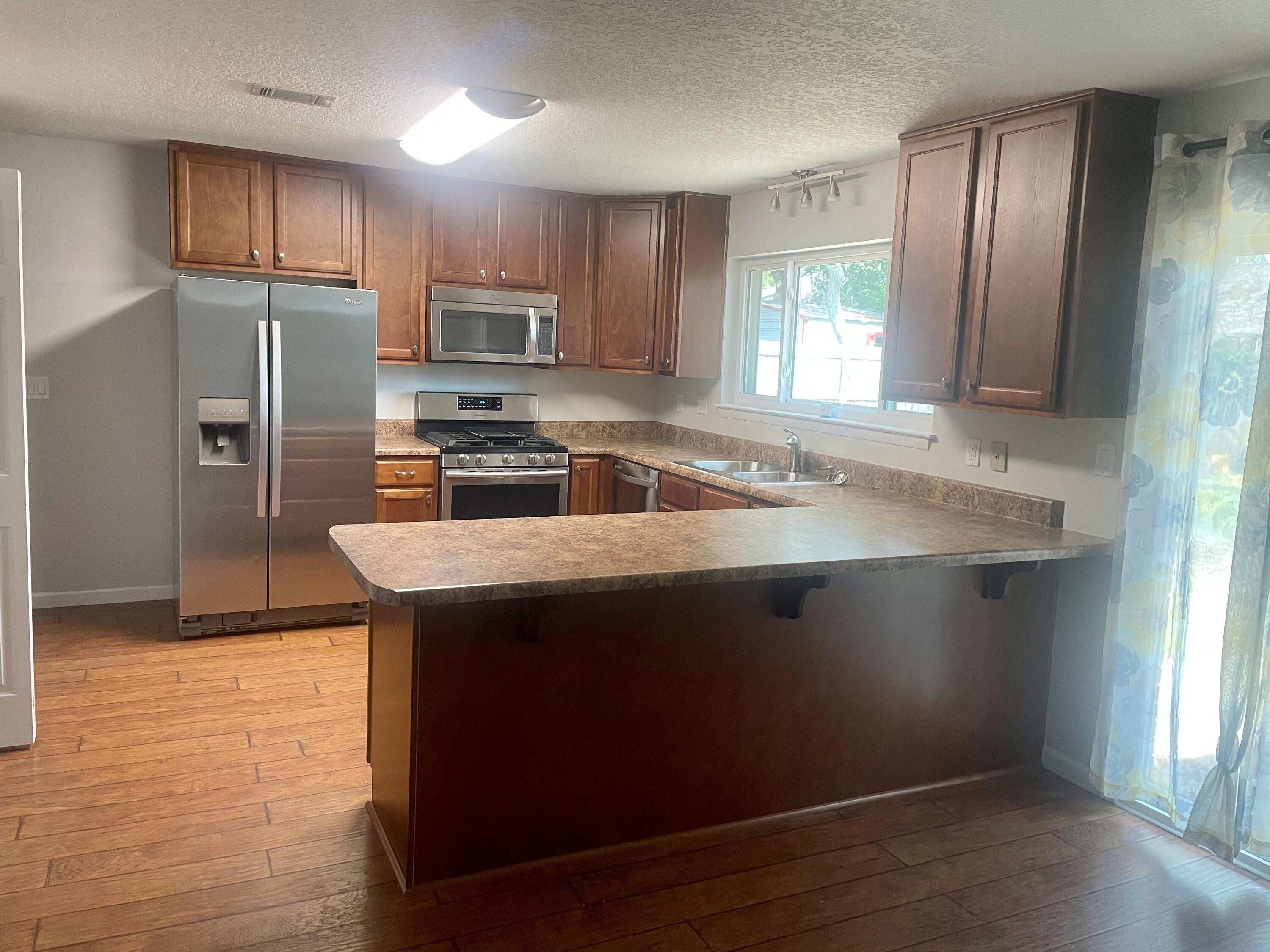 CREEKSIDE 1 - Residential