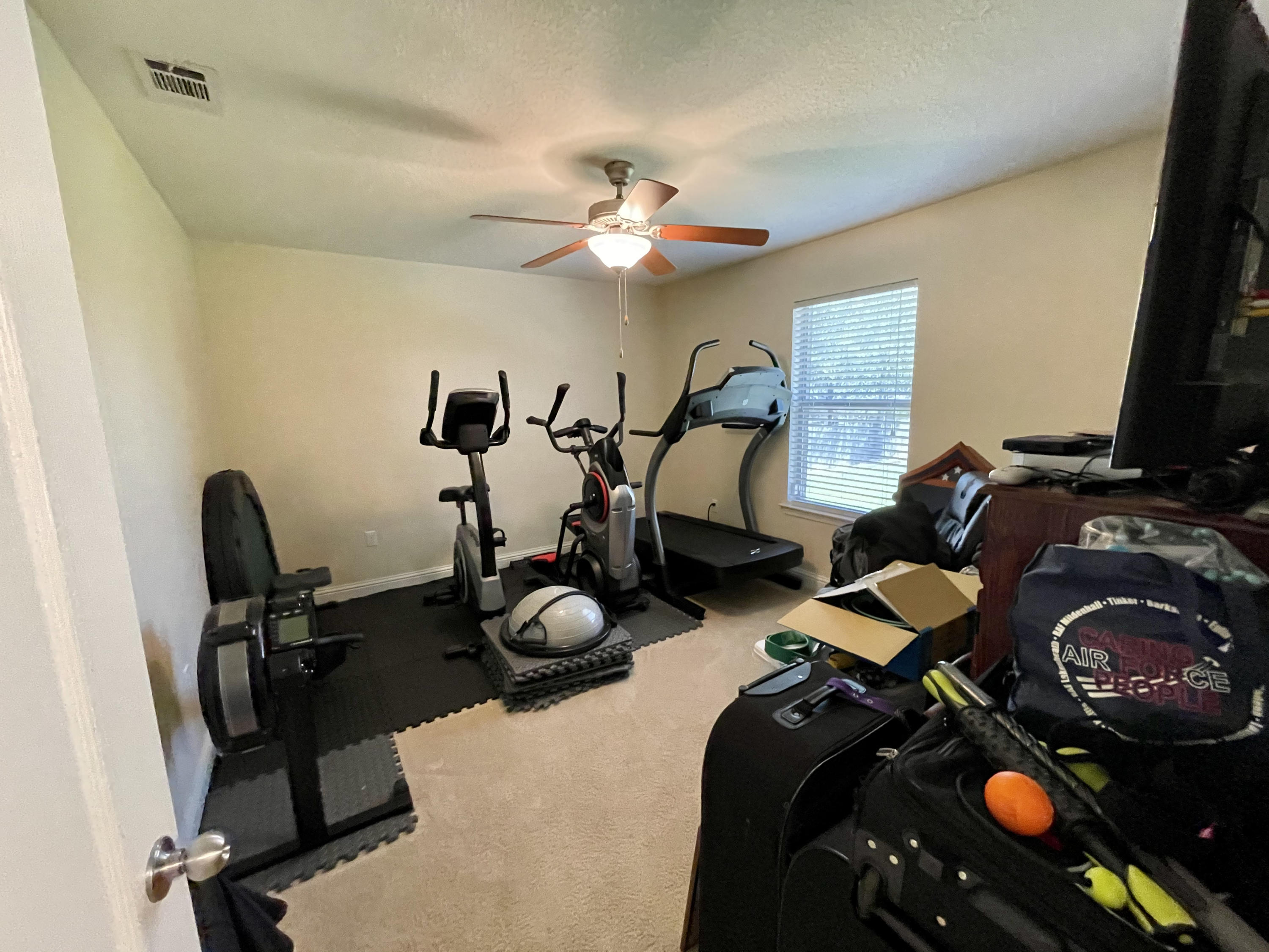 SILVER SPRINGS EST - Residential