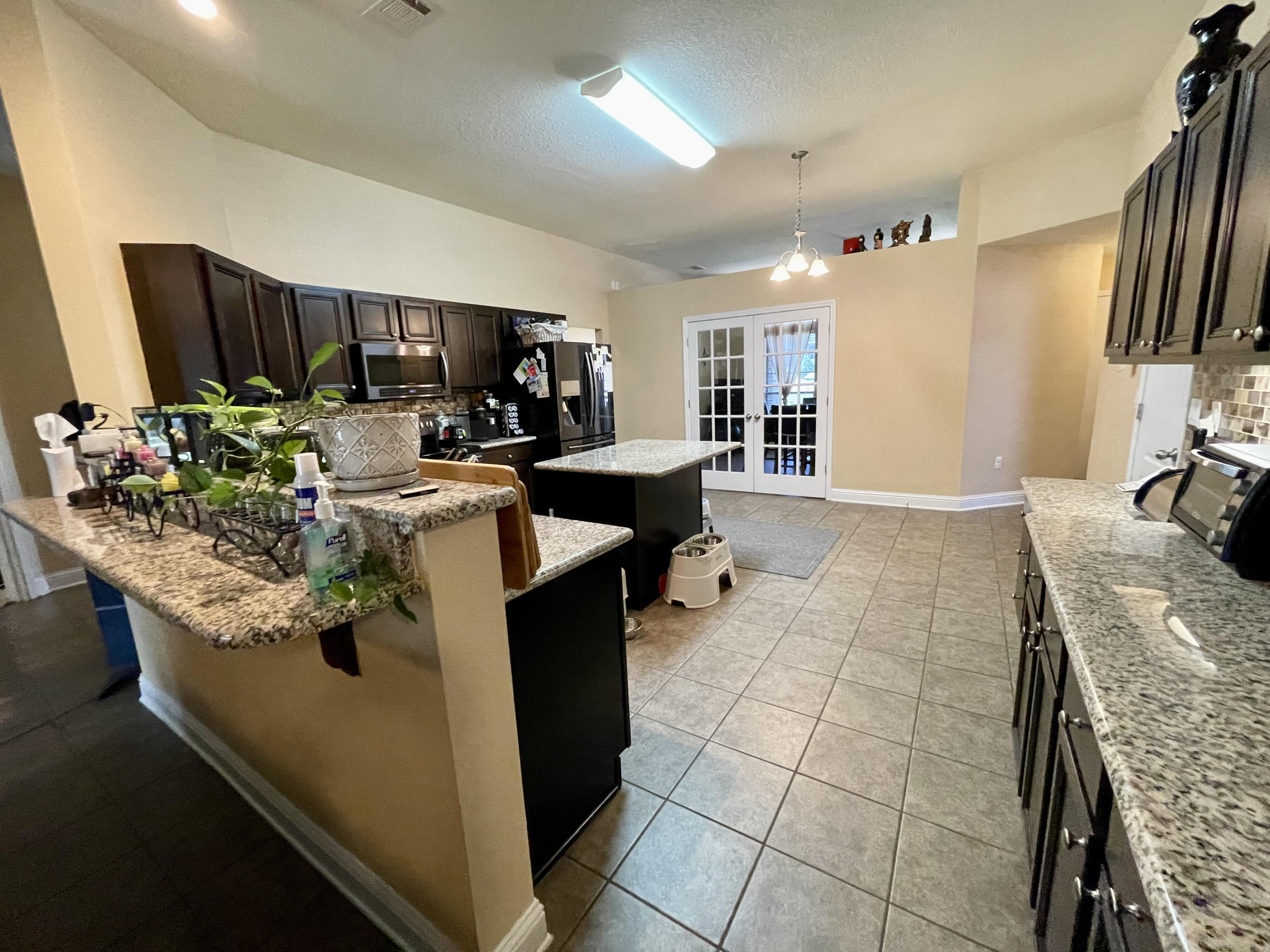 SILVER SPRINGS EST - Residential