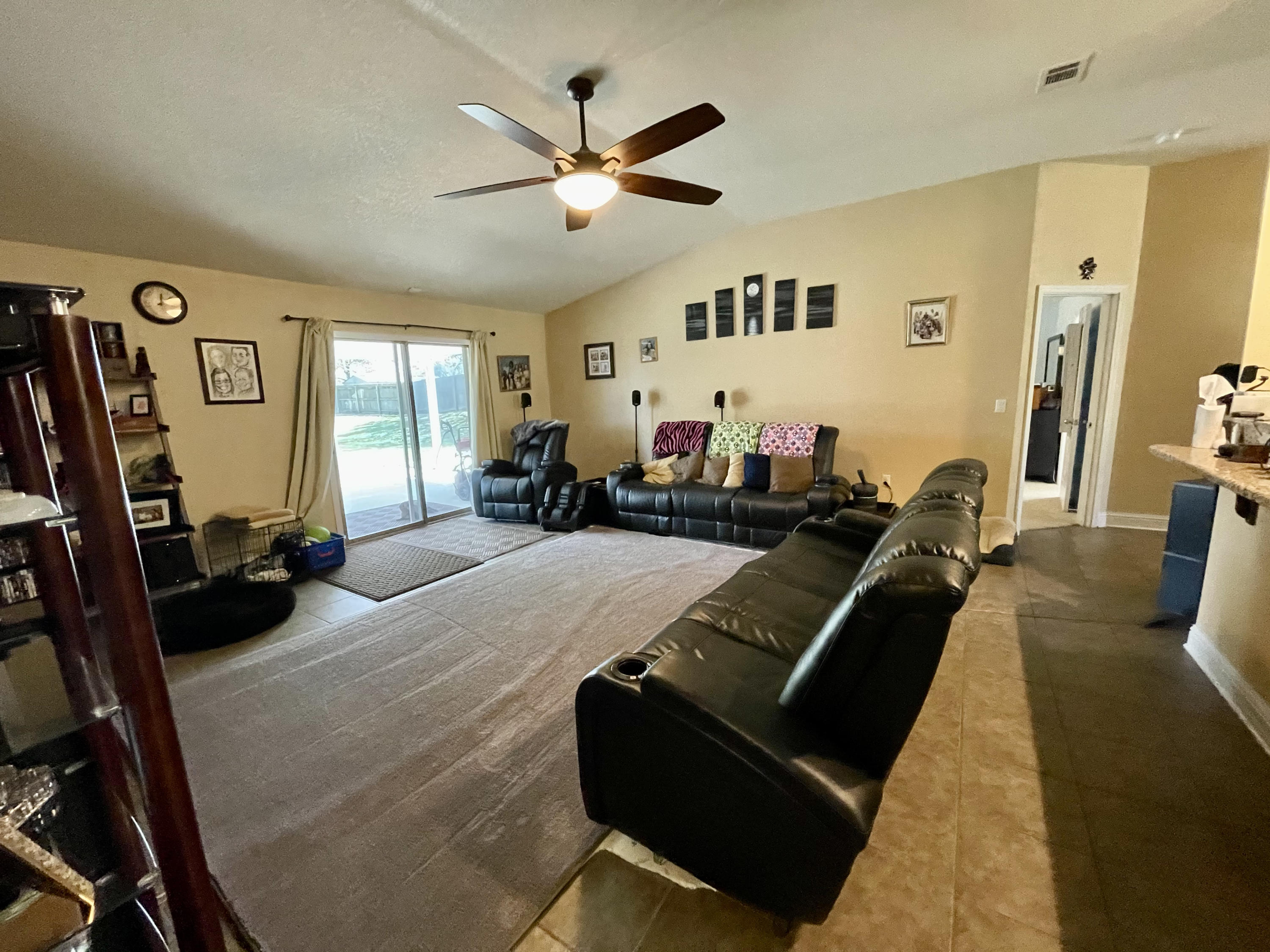 SILVER SPRINGS EST - Residential