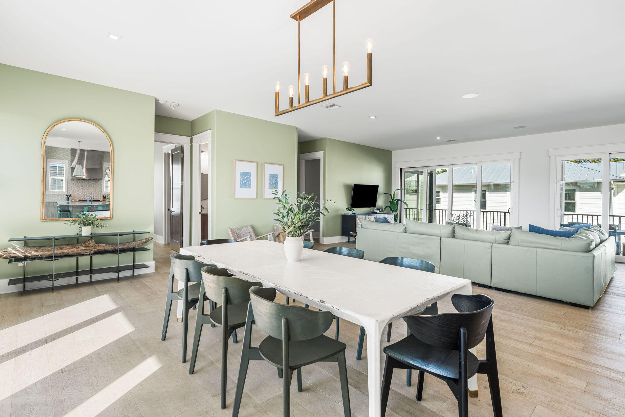 393 County Hwy - Residential