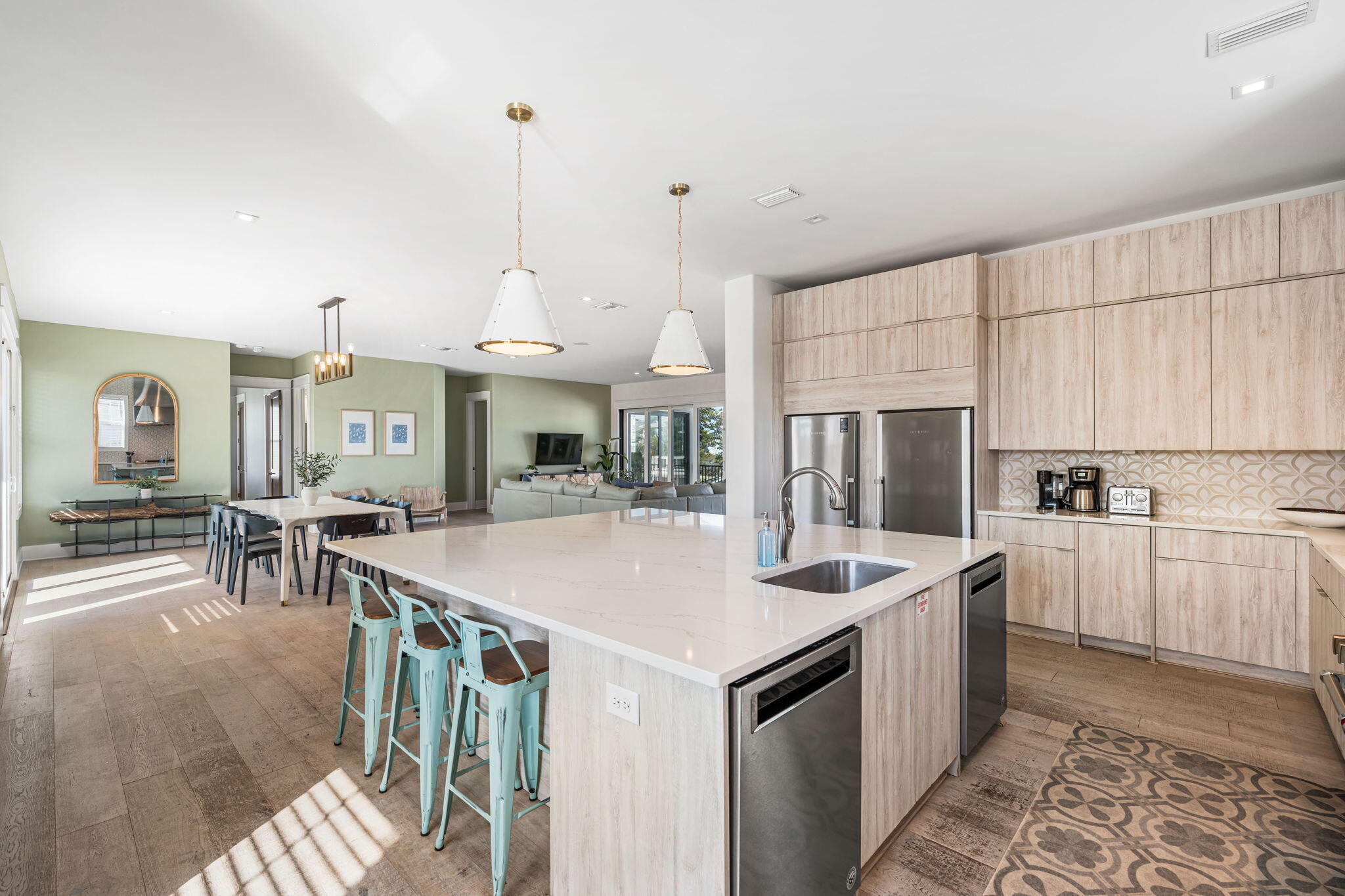 393 County Hwy - Residential