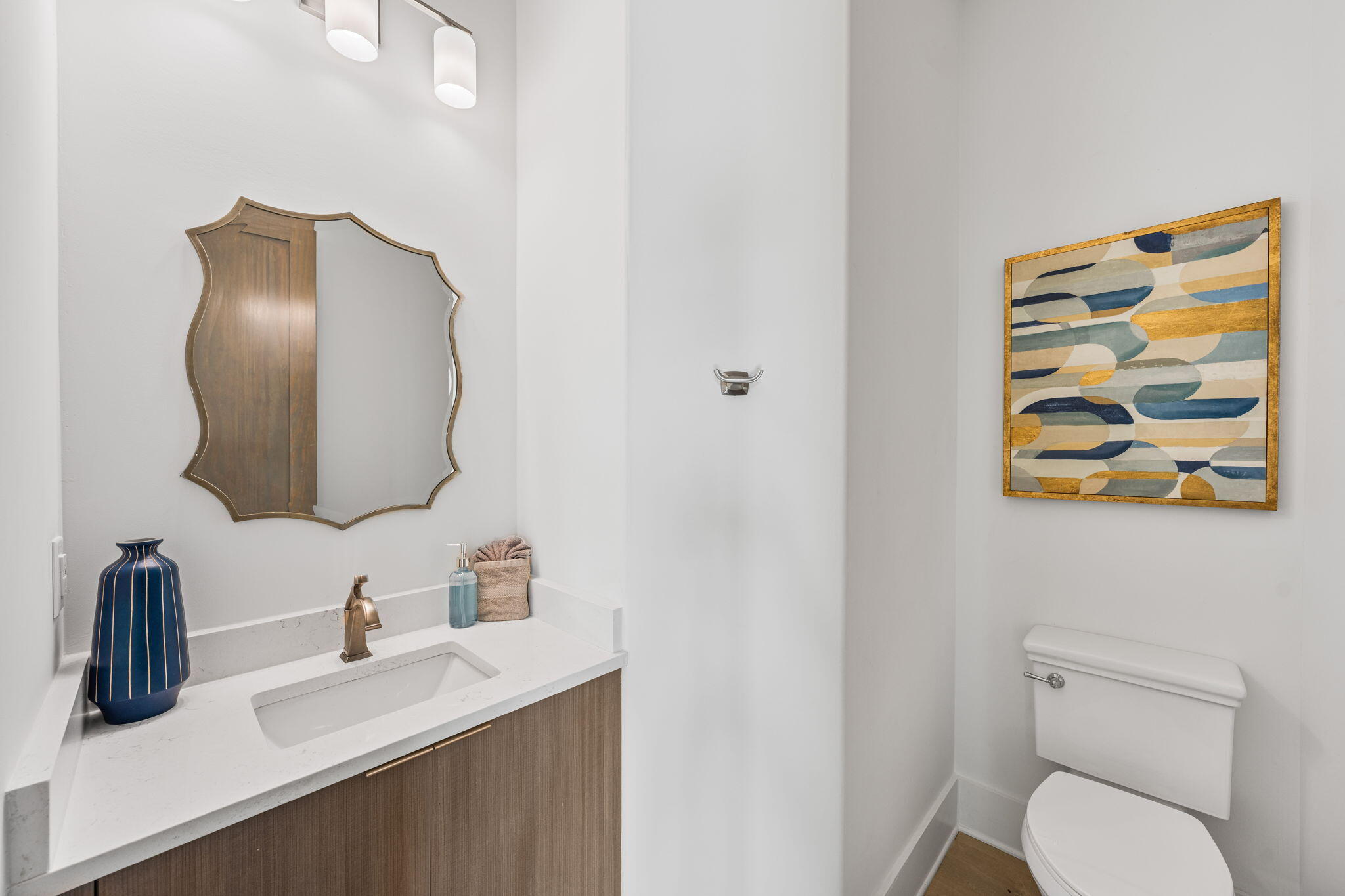 393 County Hwy - Residential