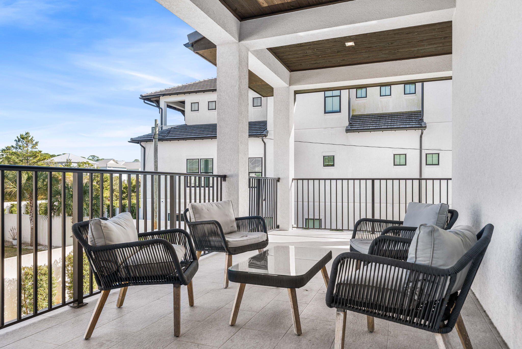 393 County Hwy - Residential