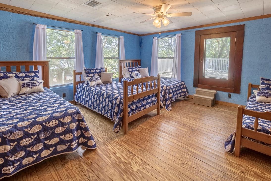 GRAYTON BEACH - Residential