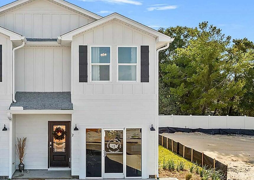 Hawk's Landing Townhomes - Residential