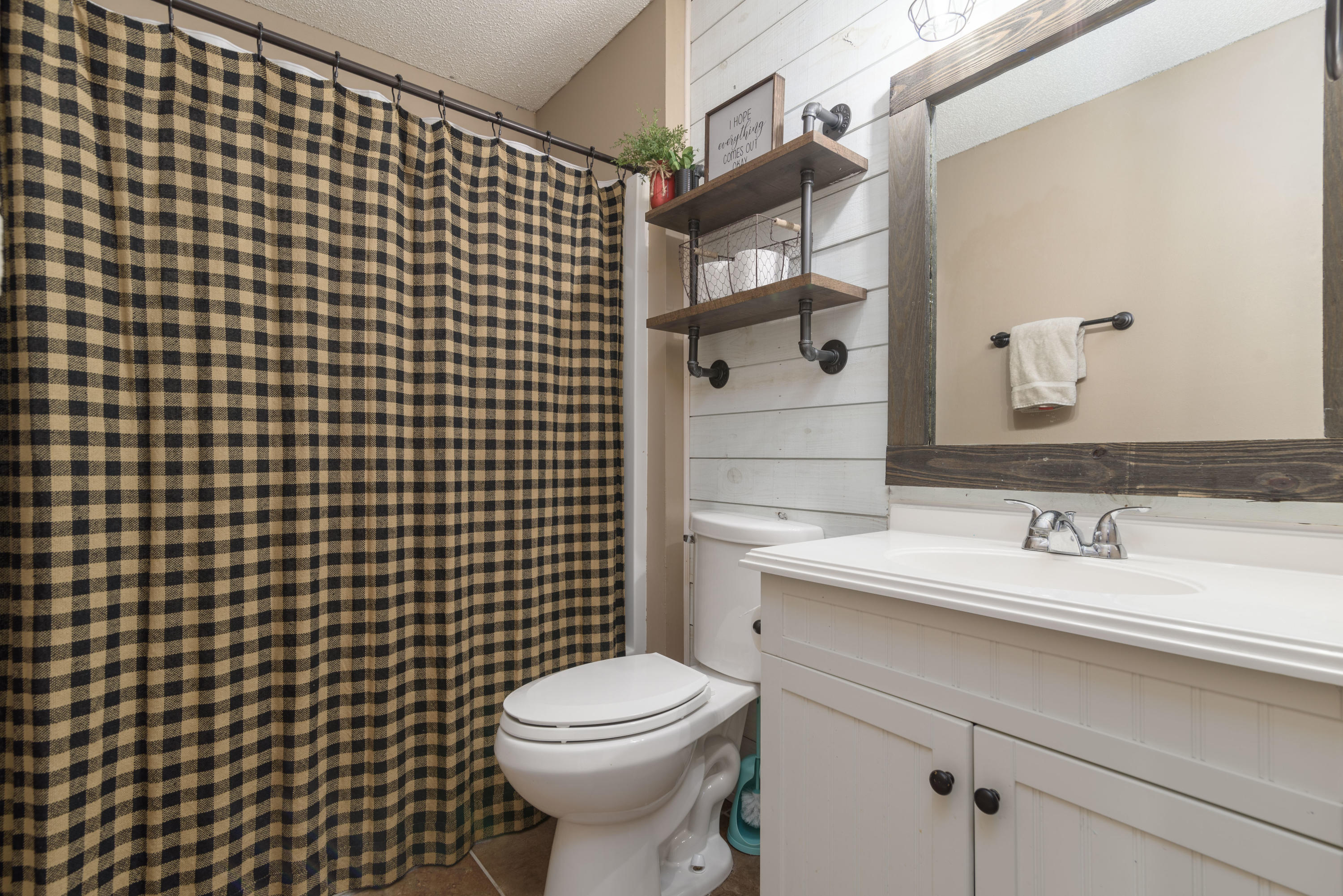 COUNTRYVIEW ESTATES - Residential