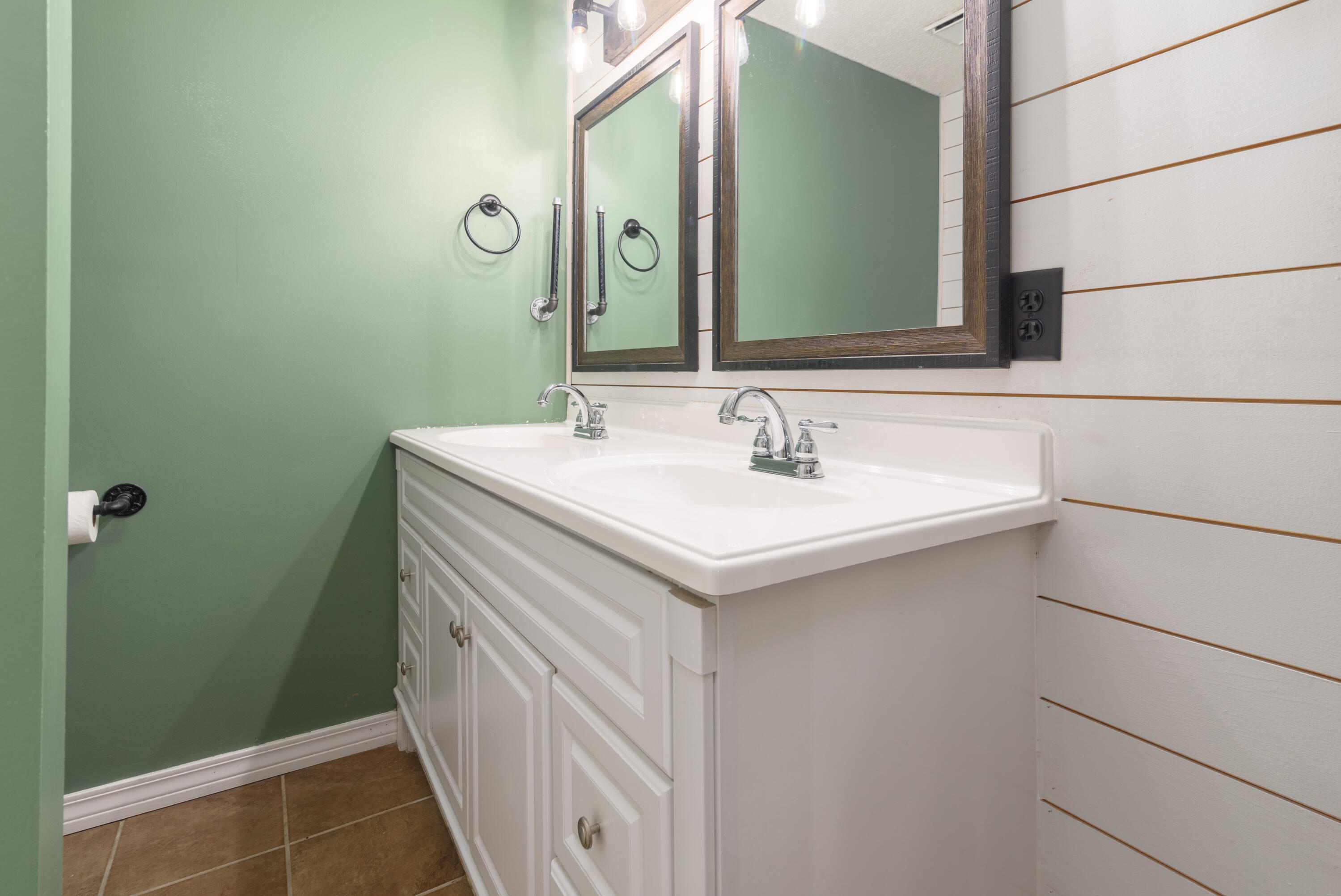 COUNTRYVIEW ESTATES - Residential