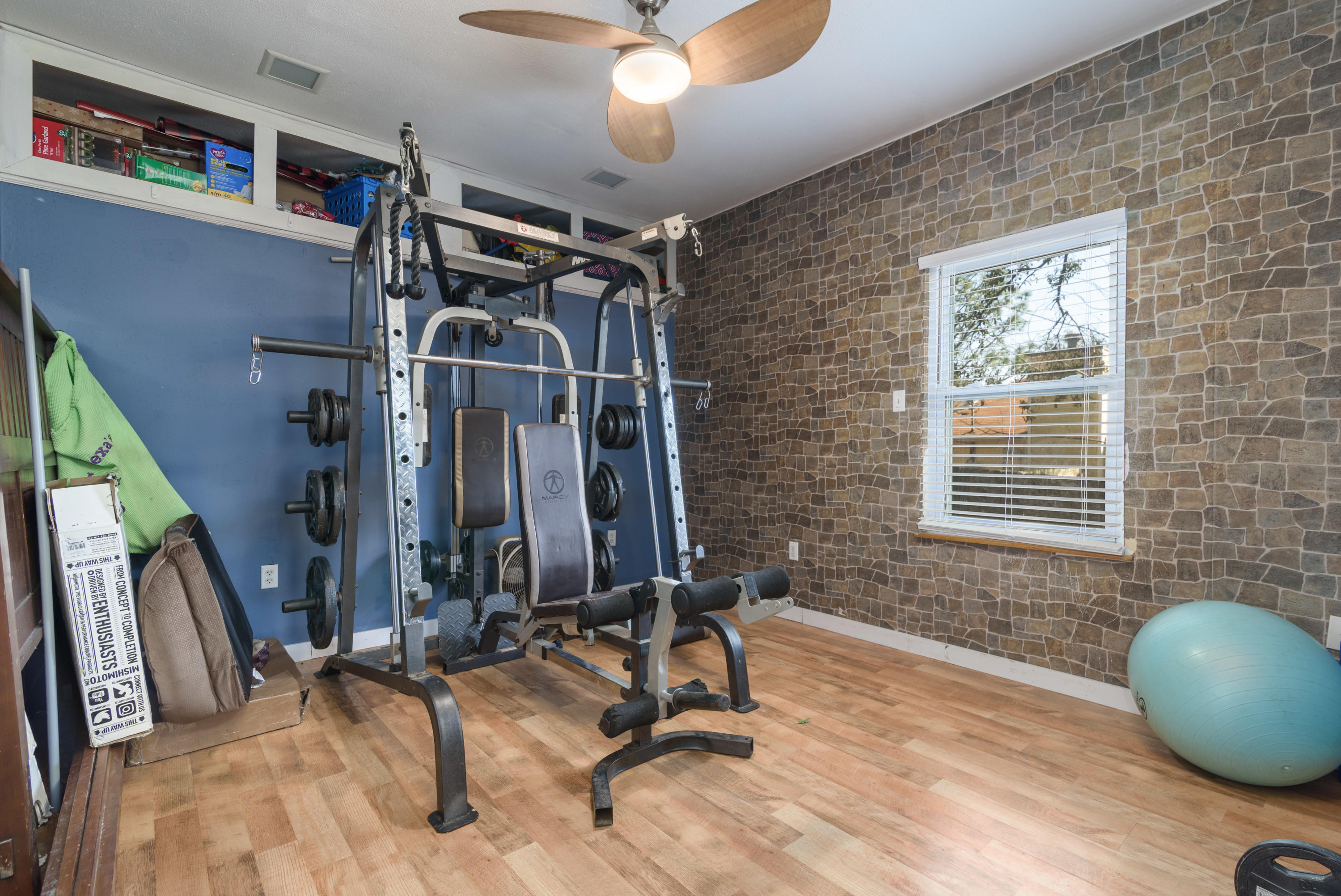 COUNTRYVIEW ESTATES - Residential