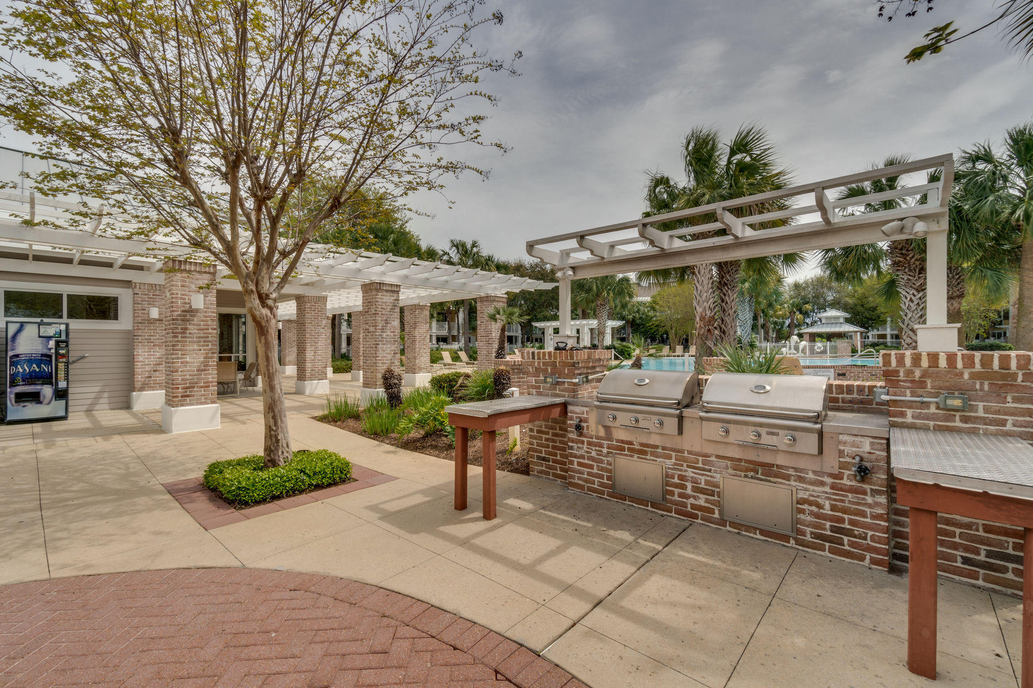 PILOT HOUSE - Residential