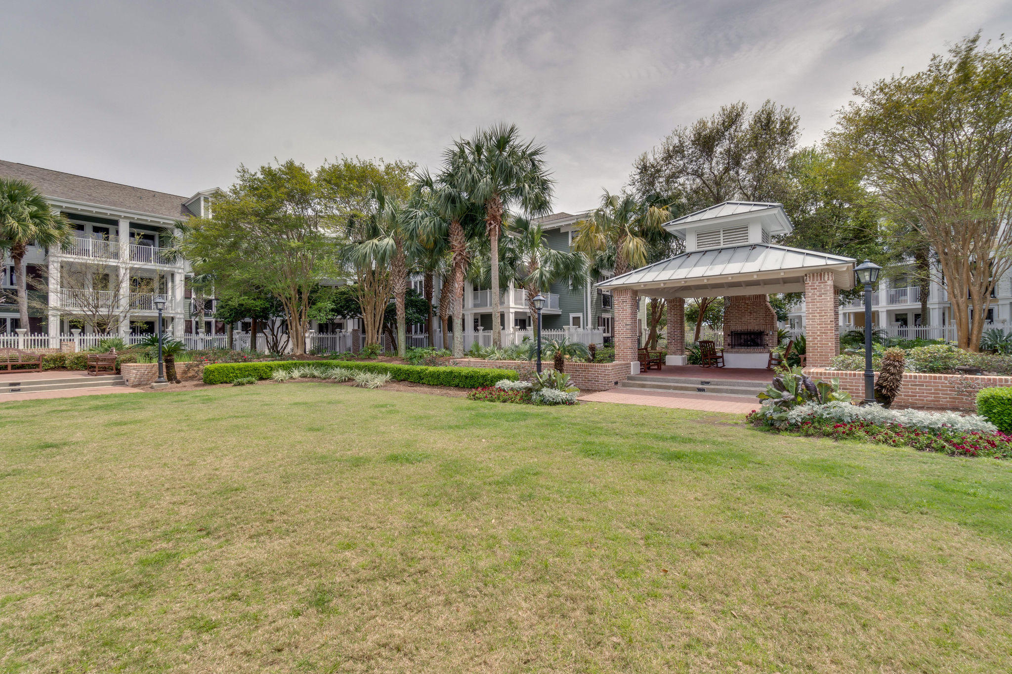 PILOT HOUSE - Residential