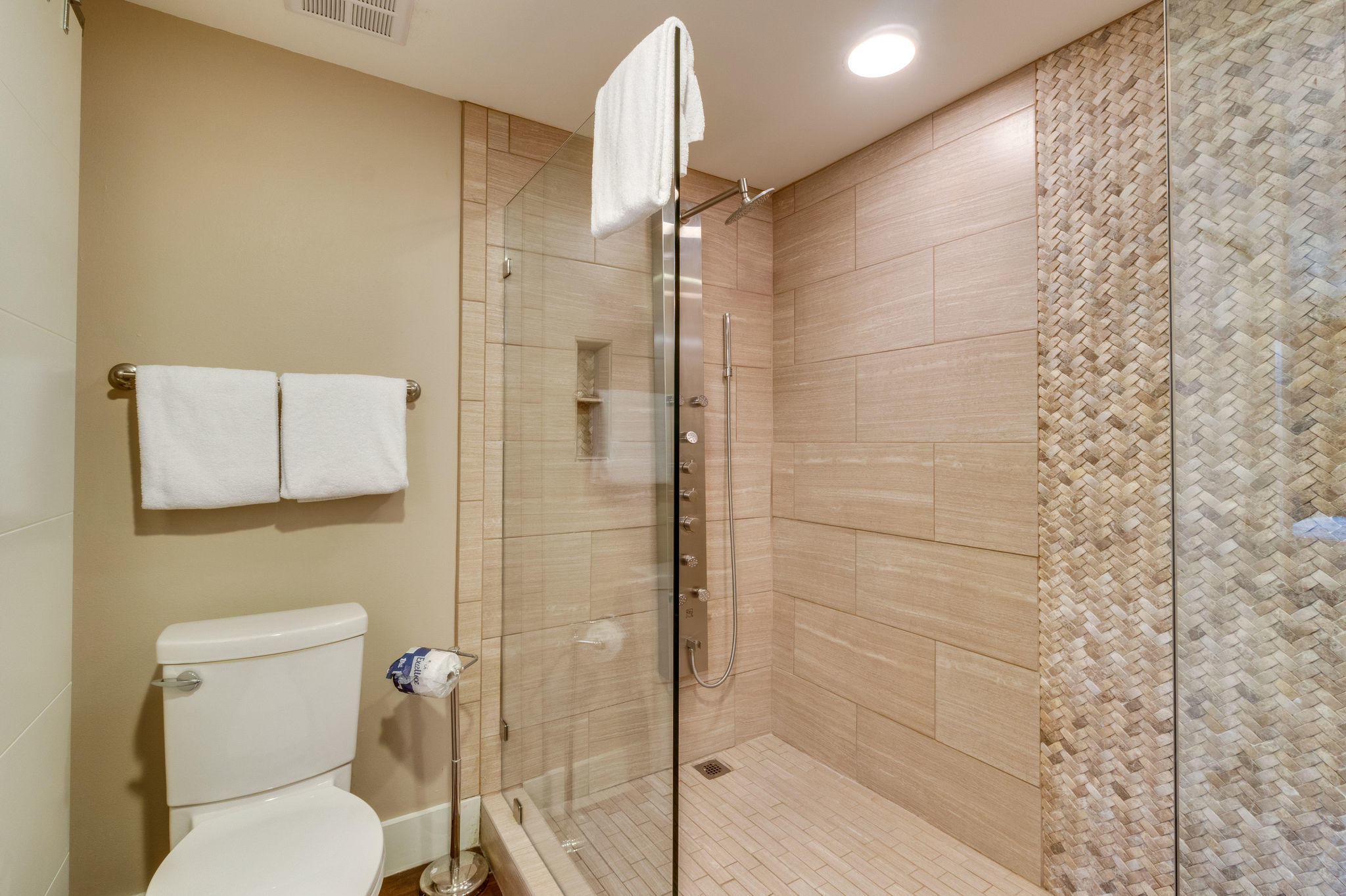 PILOT HOUSE - Residential