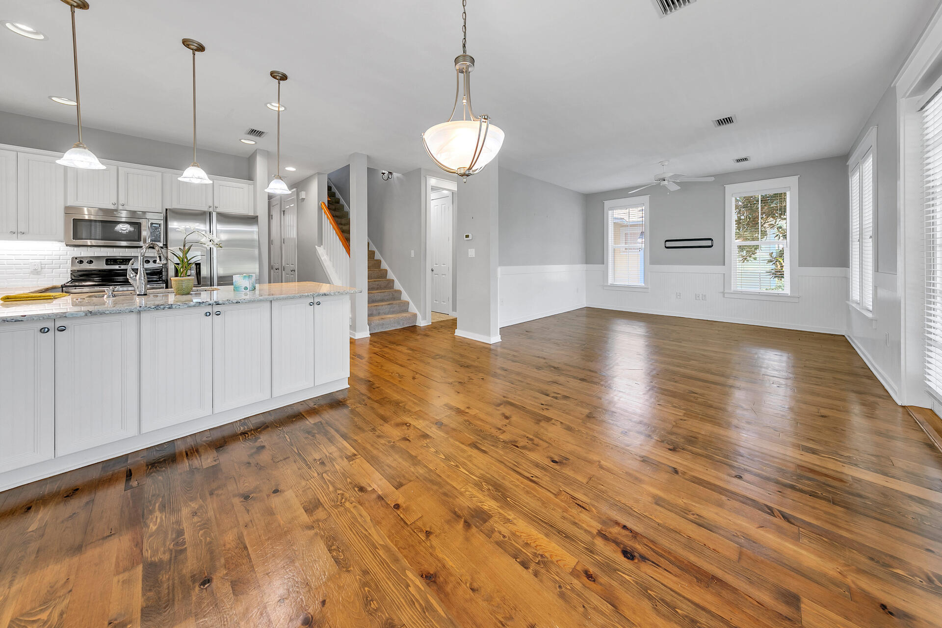 LAUREL GROVE PH III - Residential
