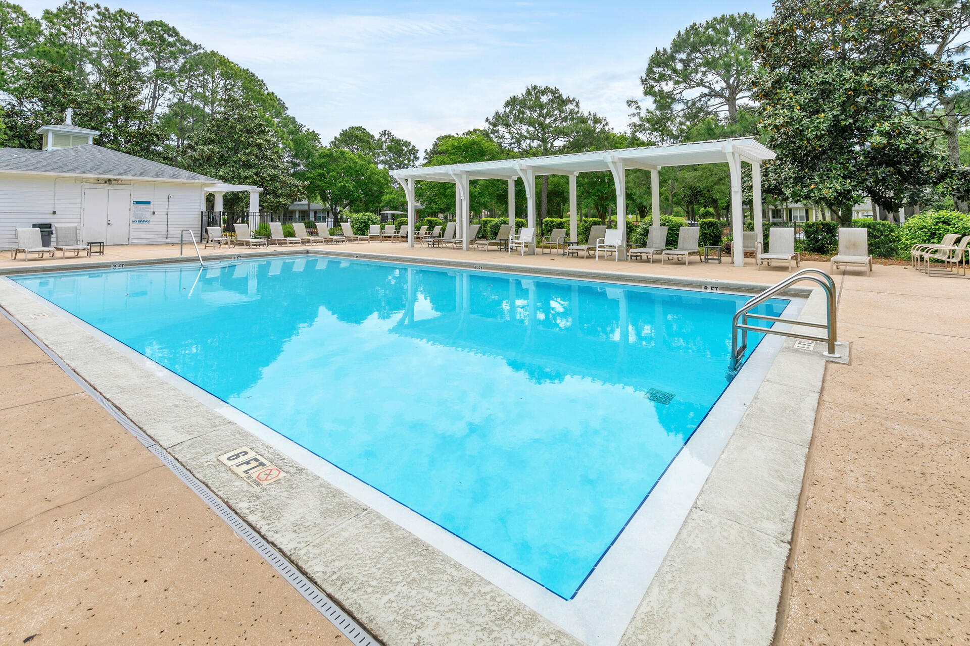 LAUREL GROVE PH III - Residential