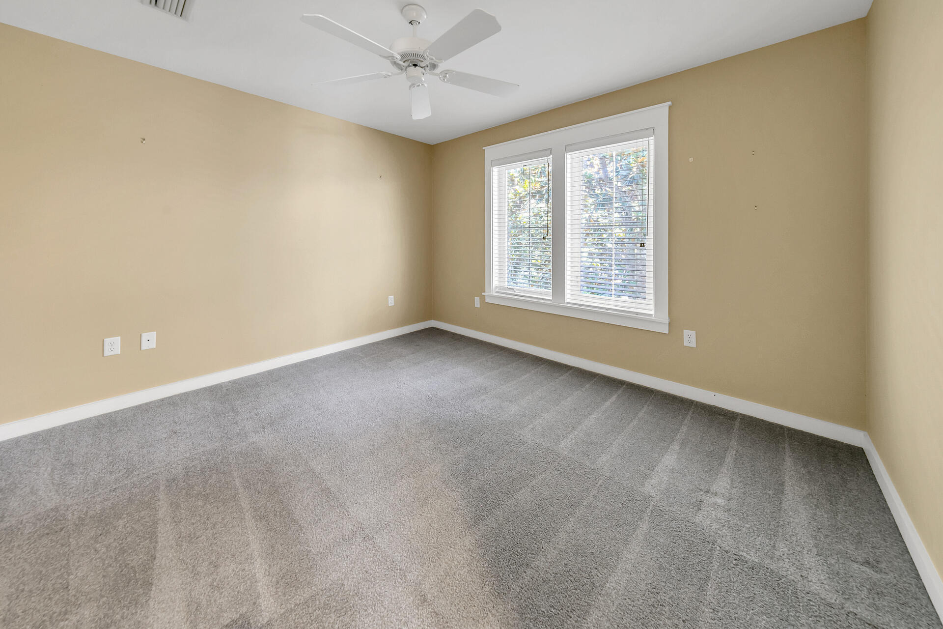 LAUREL GROVE PH III - Residential