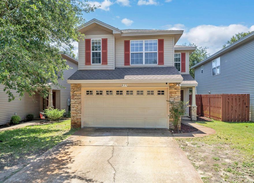 AVAILABLE NOW!!!  MOVE IN SPECIAL; $500 off first month's rent!... 3bd/2.5bth single family home located in the Summer Wood Subdivision. NEWLY RENOVATED! Home located within minutes to Eglin AFB Main gate, a short drive to Okaloosa Island, Hurlburt Field Gate, and within walking distance to Meigs Beach Park/Boat Ramp. New paint and carpet throughout entire home! Kitchen boasts maple cabinets and granite counter-tops. Ceramic tile is the Foyer, Dining Area, and Bathrooms. Master Bath offers a double vanity with garden tub & shower. NO smoking. Pets allowed upon approval with a non-refundable pet fee. Minimum 600 FICO credit score required in addition to meeting applicant rental criteria.