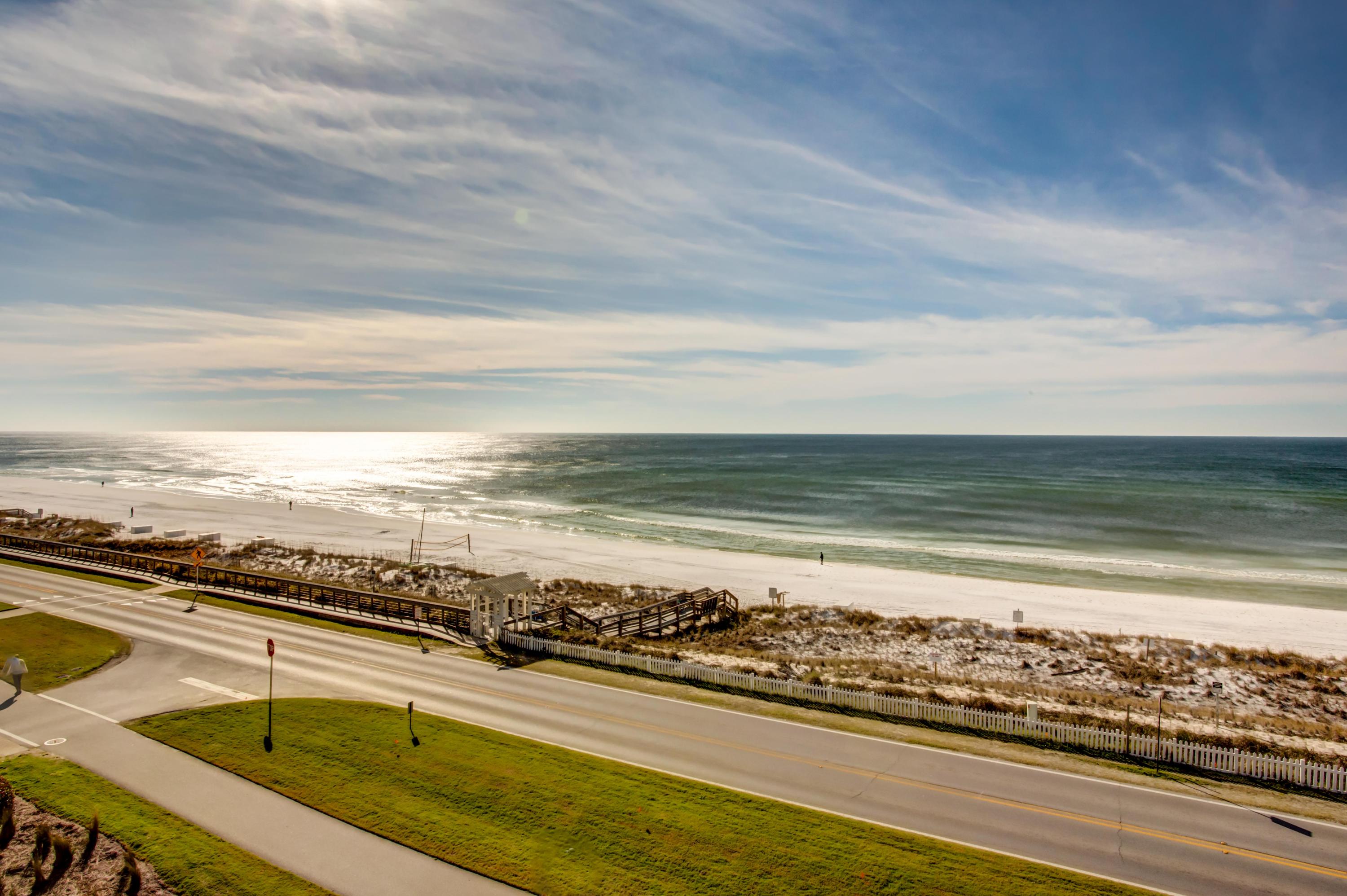 BEACH RETREAT - Residential