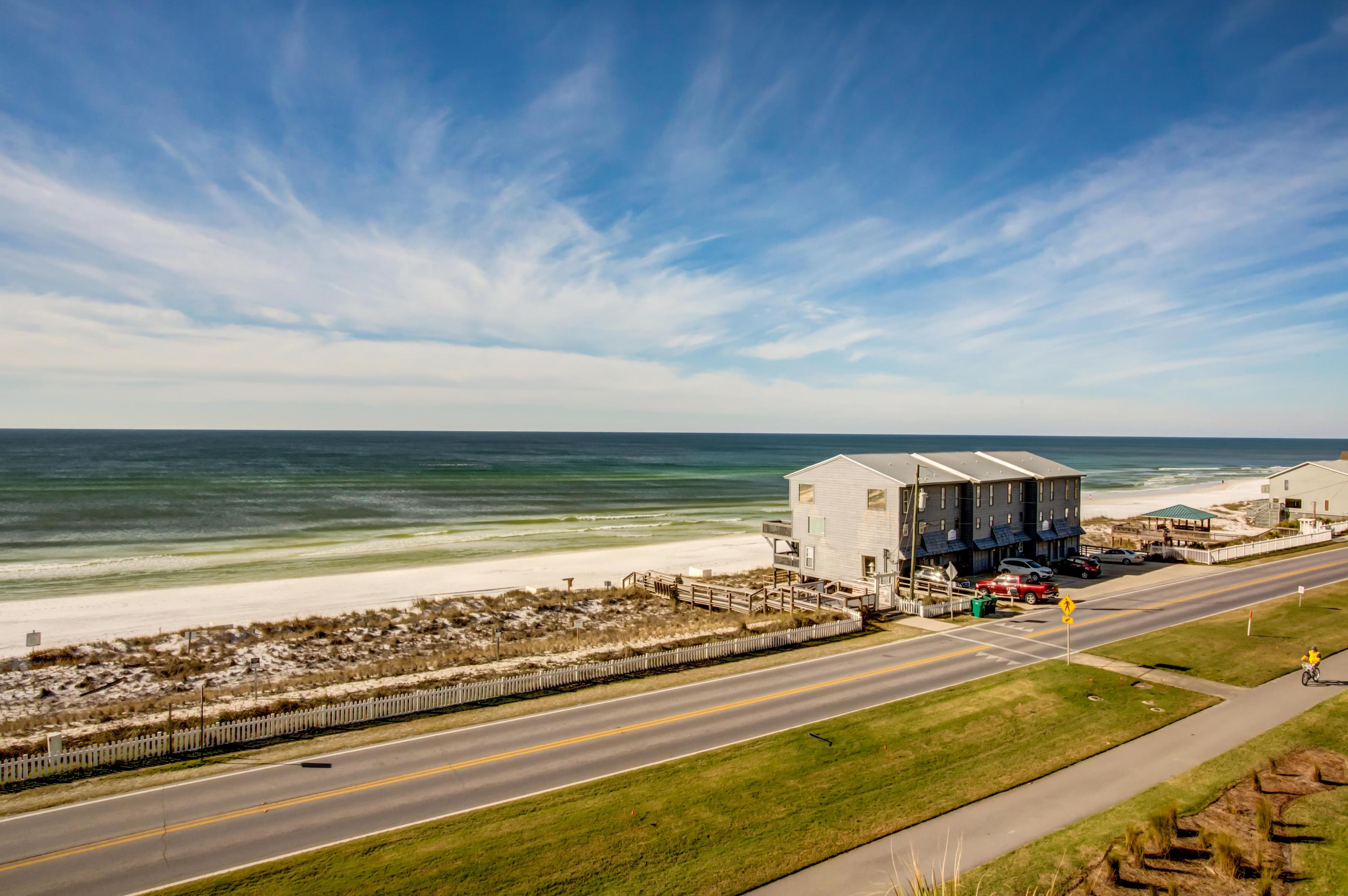 BEACH RETREAT - Residential