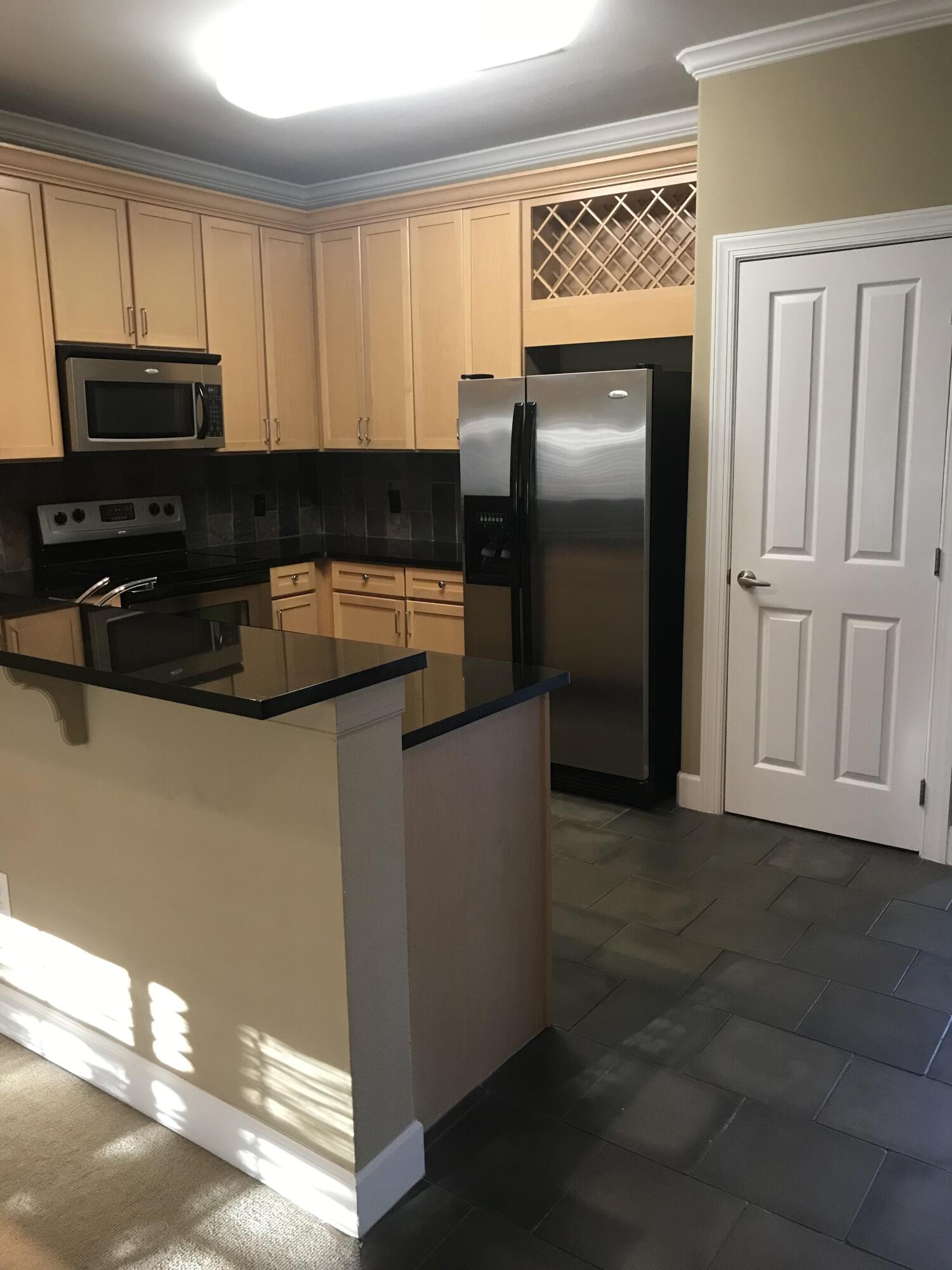 SOUTH HAVEN TOWNHOMES - Residential