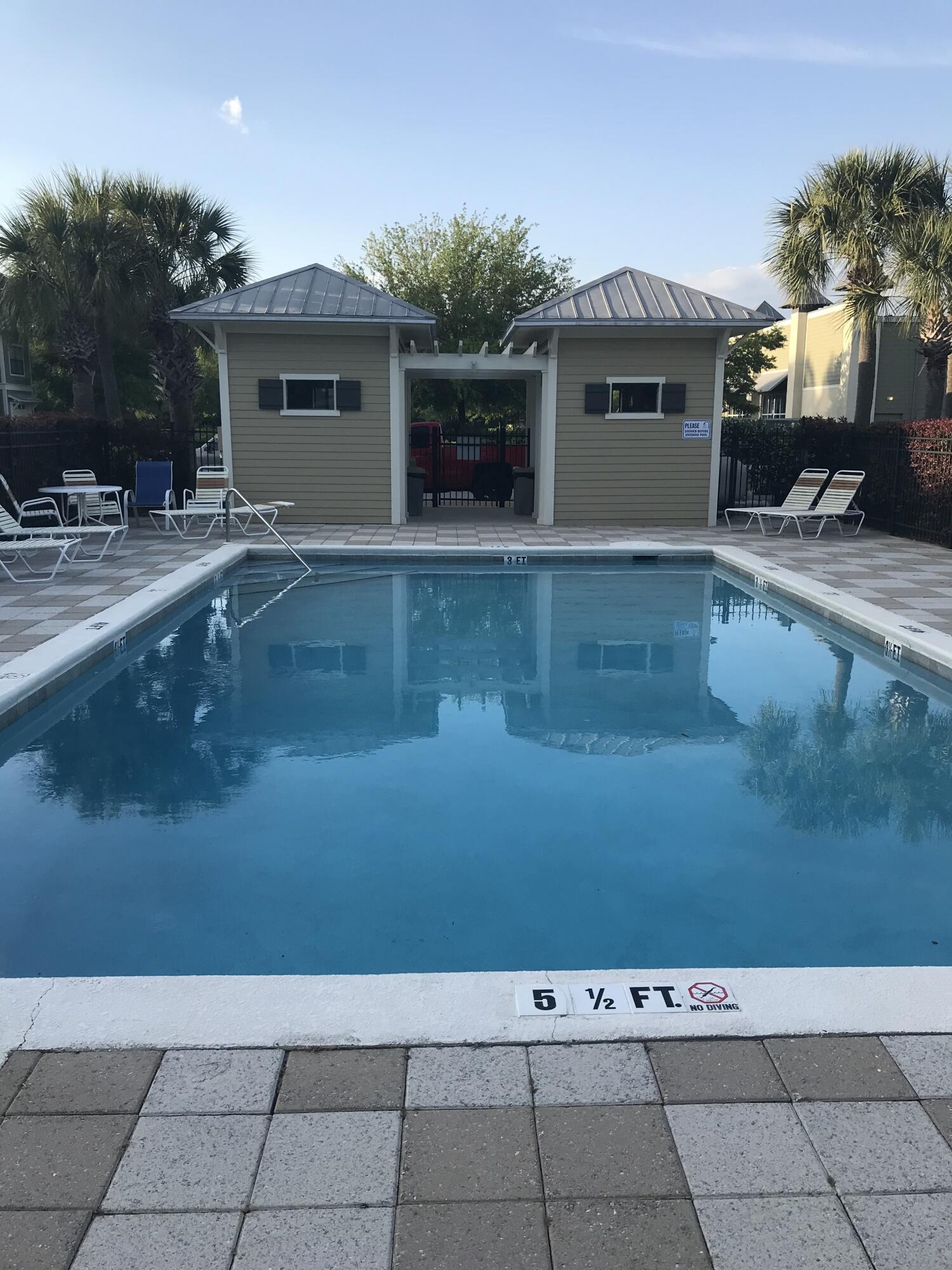 SOUTH HAVEN TOWNHOMES - Residential