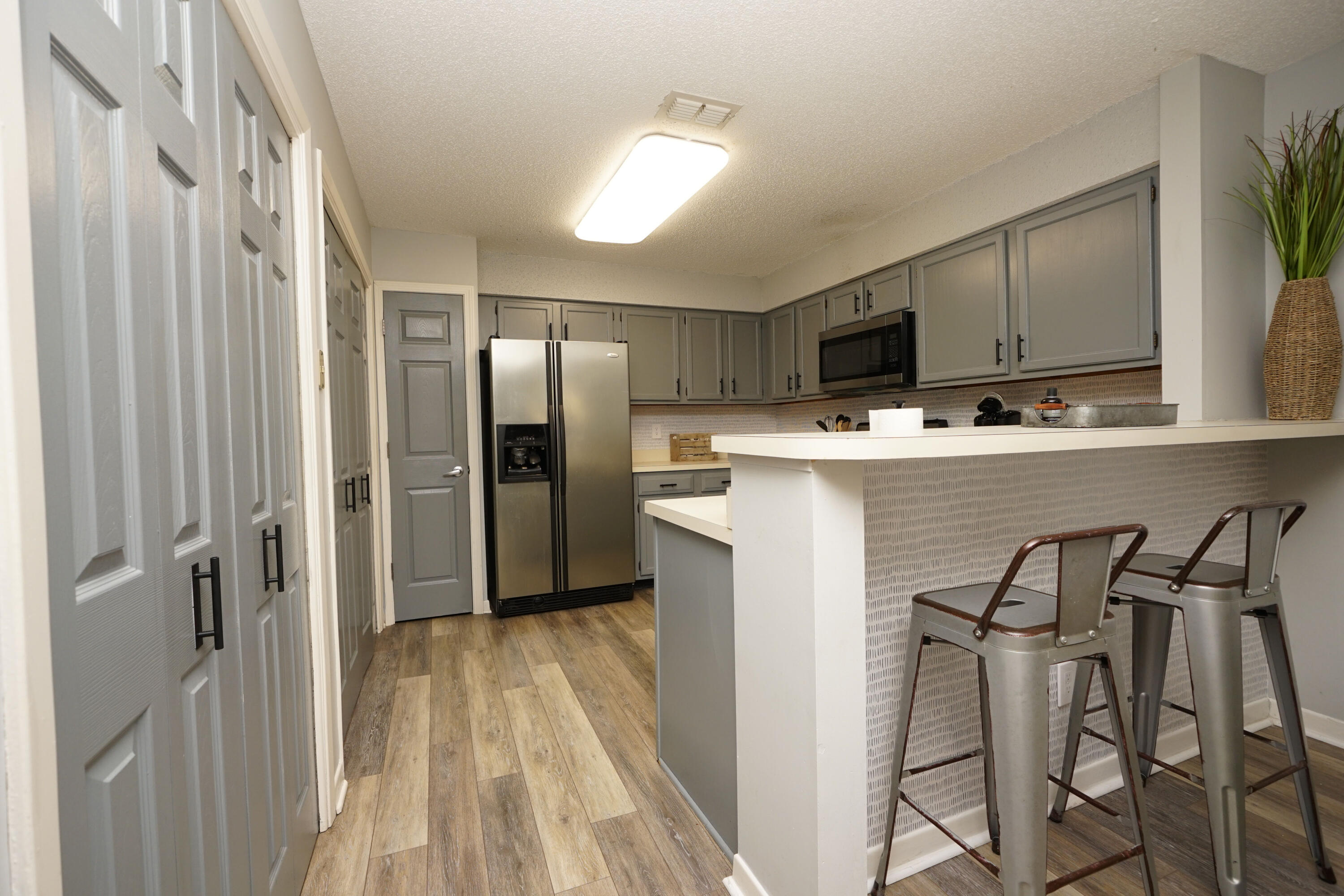 GARDEN OAKS CONDO - Residential Lease