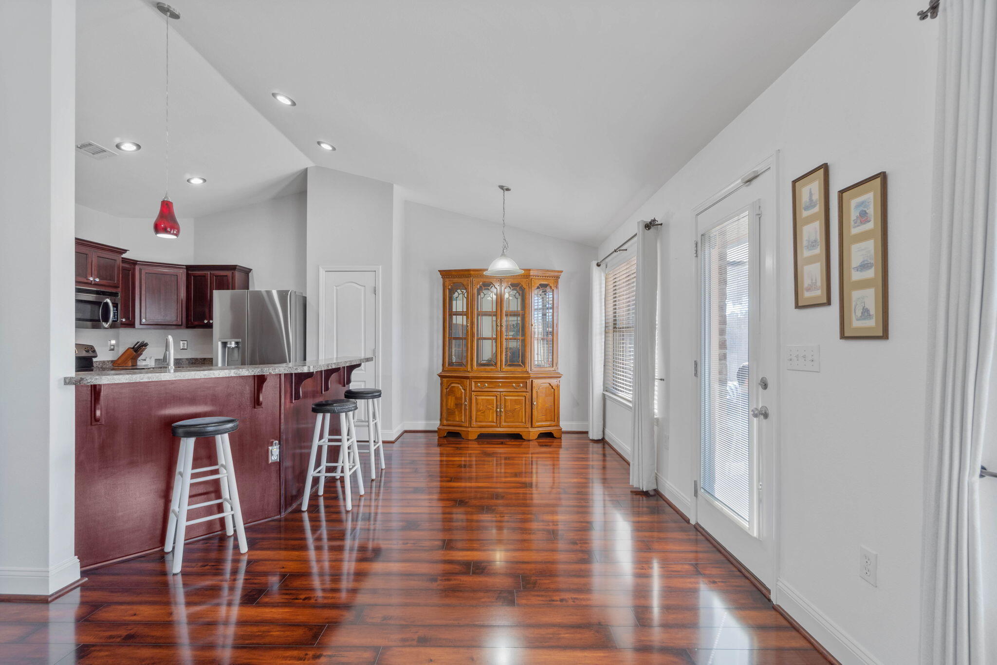 WATERSTONE - Residential