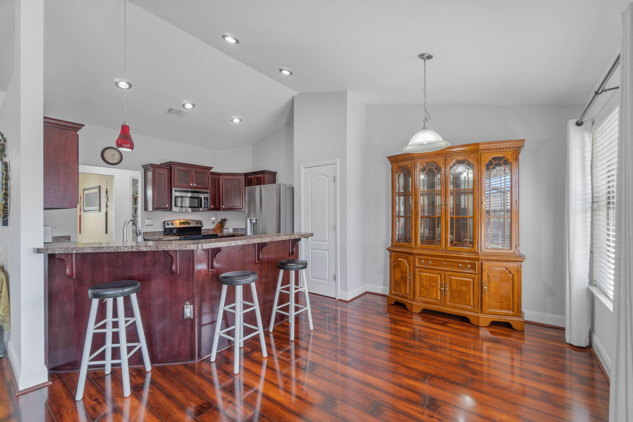 WATERSTONE - Residential