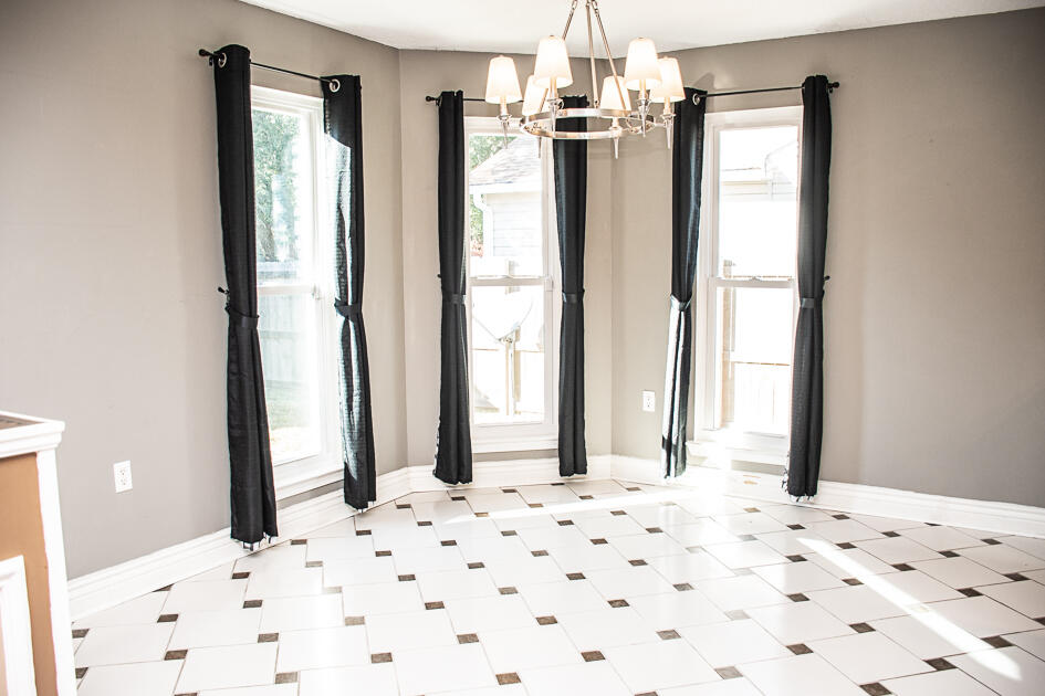 PORT DIXIE - Residential Lease