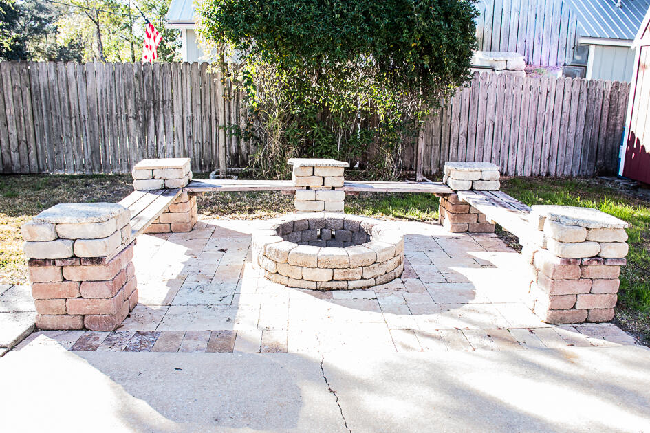 PORT DIXIE - Residential Lease