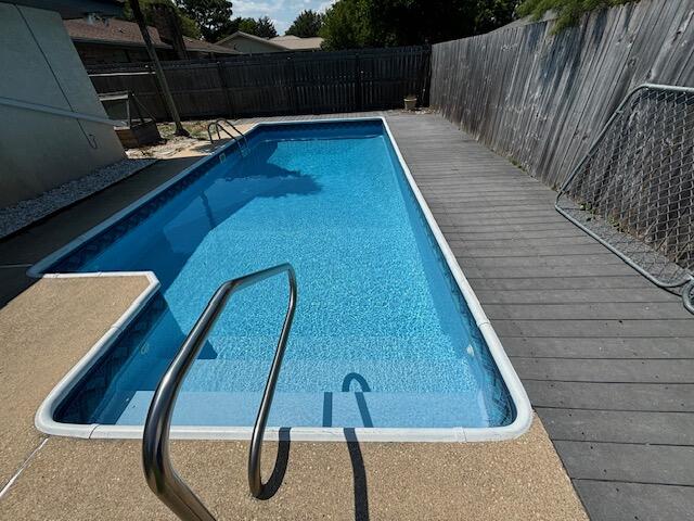 LAKE LORRAINE ESTATES - Residential Lease