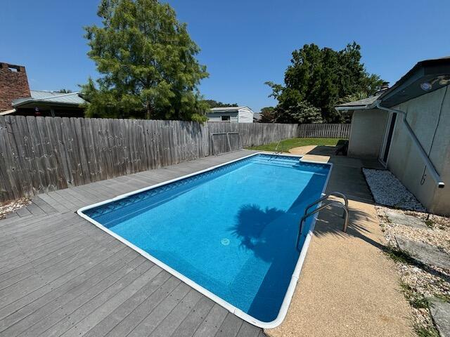 LAKE LORRAINE ESTATES - Residential Lease