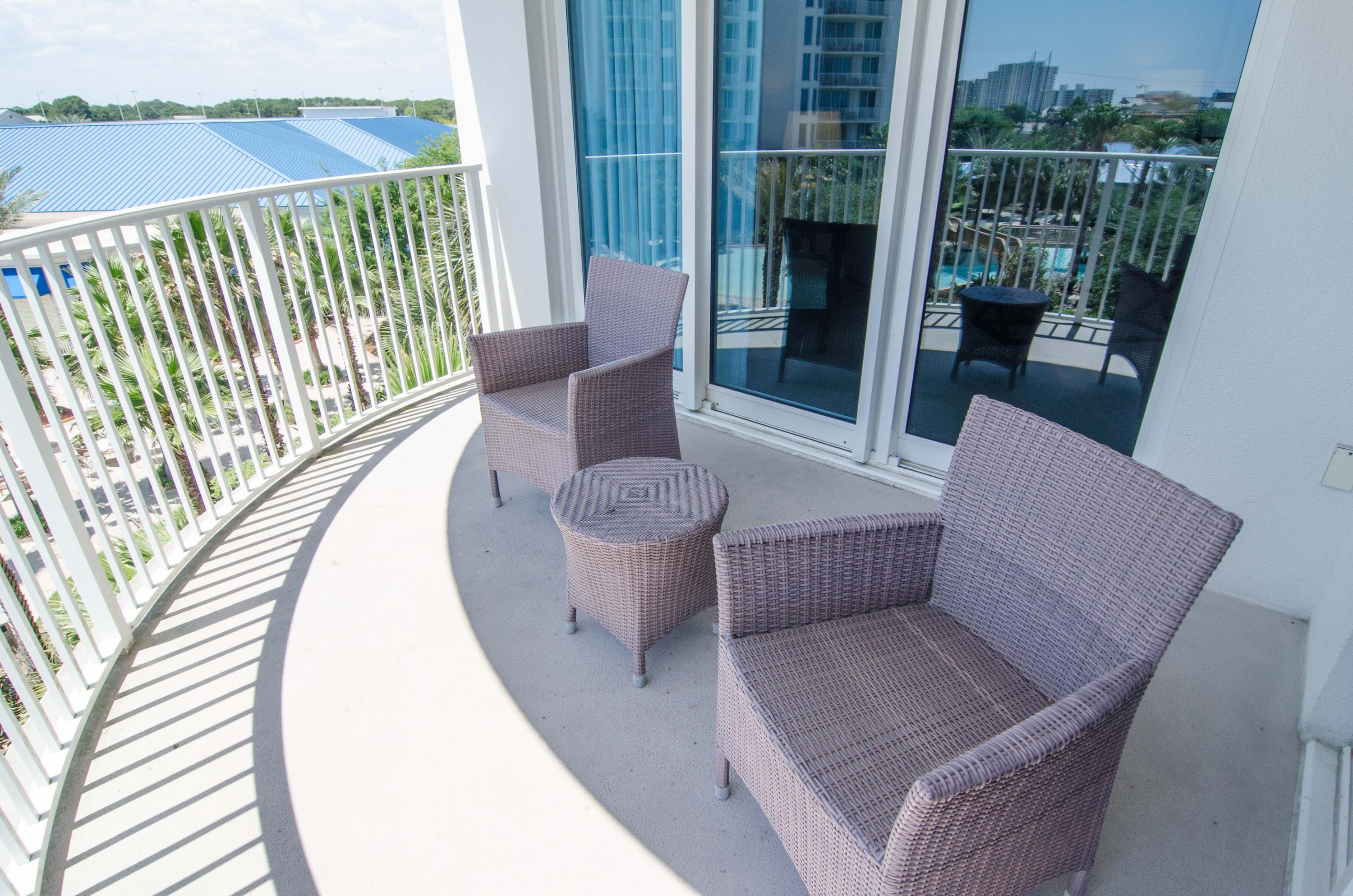 THE PALMS OF DESTIN - Residential