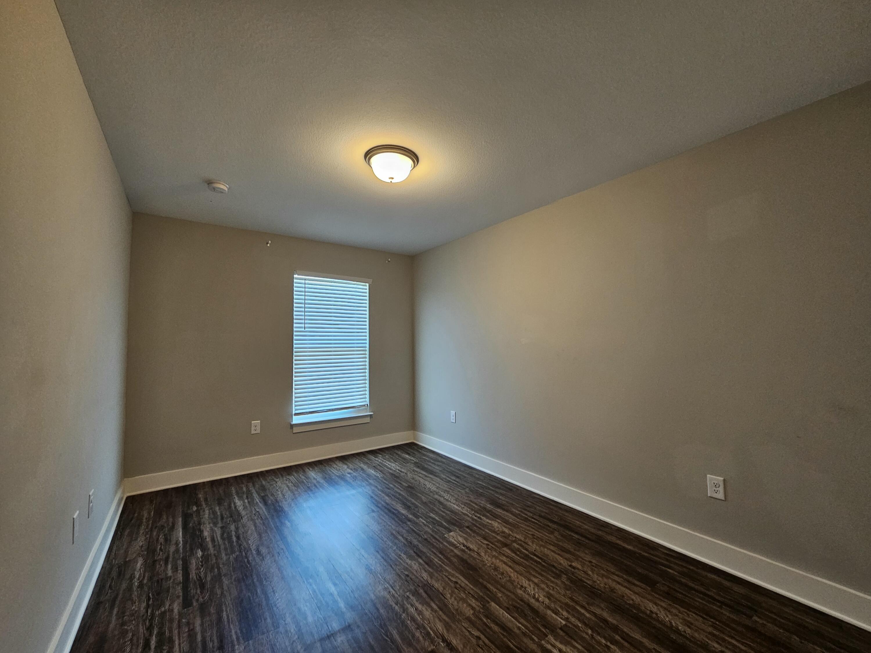 Tuscan Village TH - Residential Lease