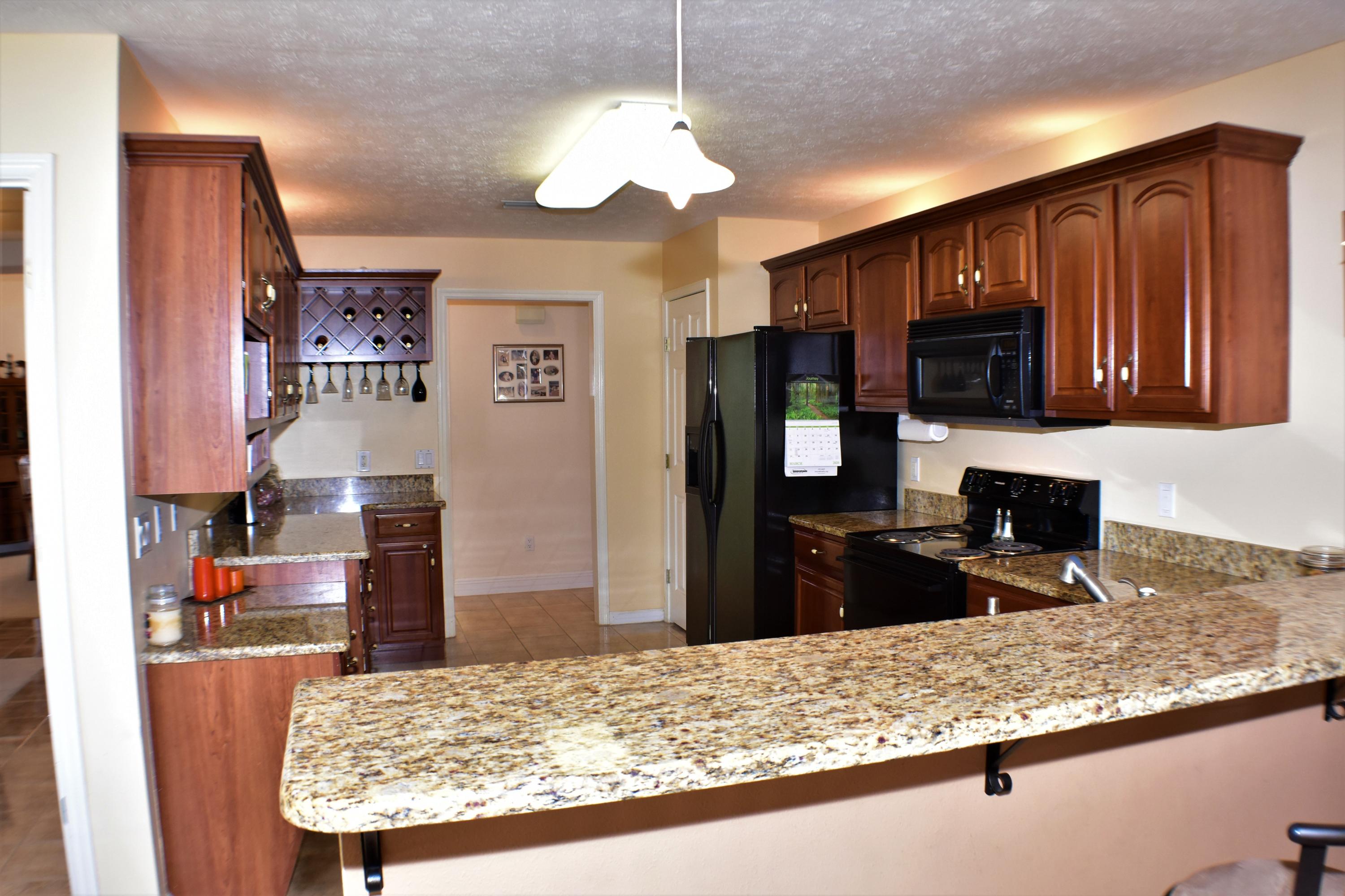 HIDDEN PINES PH 1 - Residential