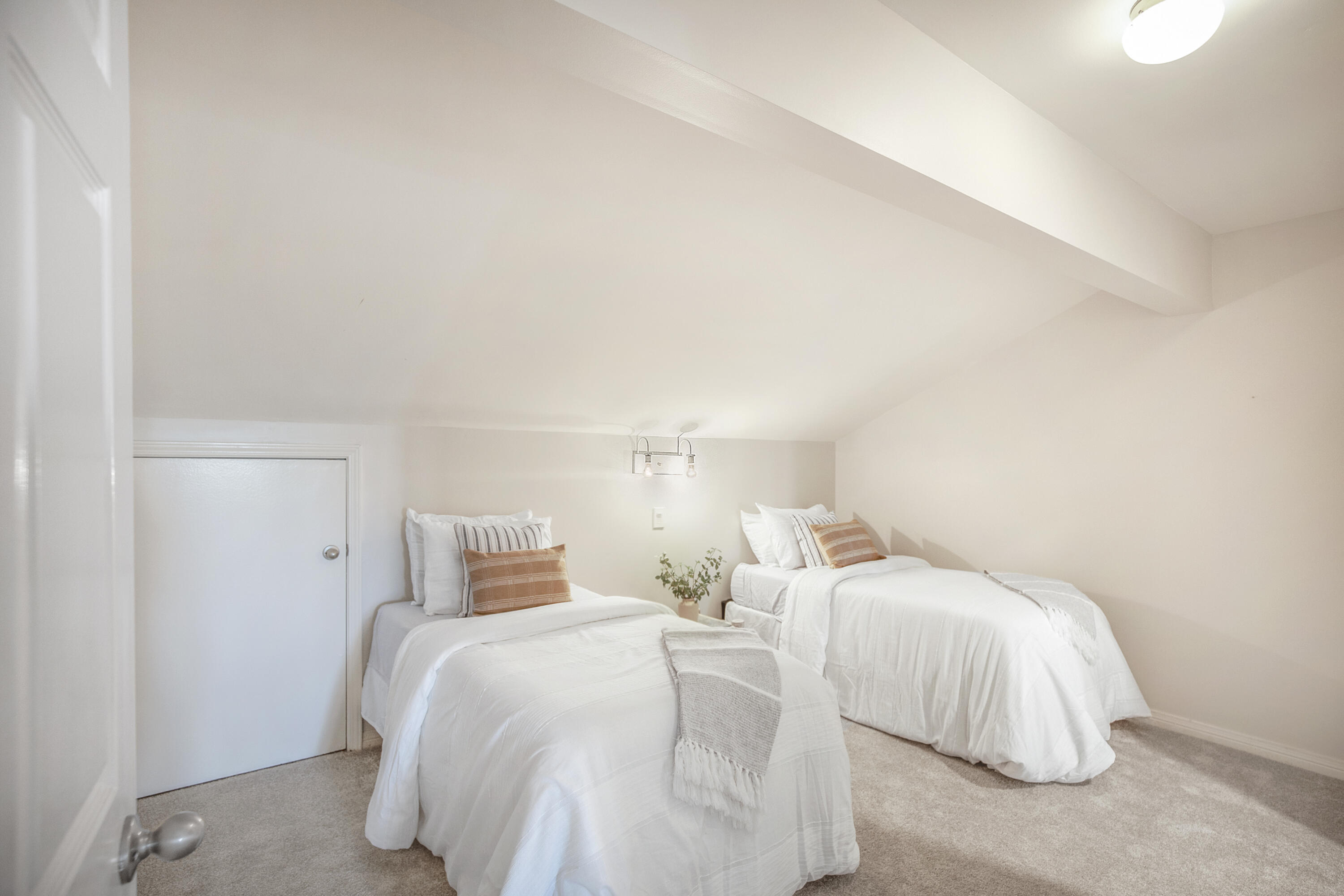 SEASCAPE CONDO PH 7 - Residential