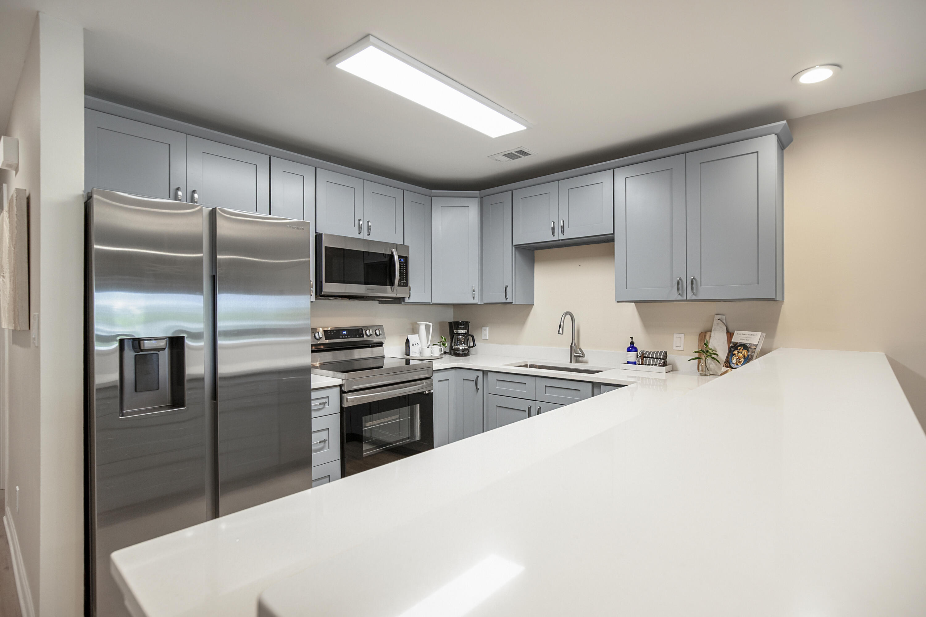 SEASCAPE CONDO PH 7 - Residential