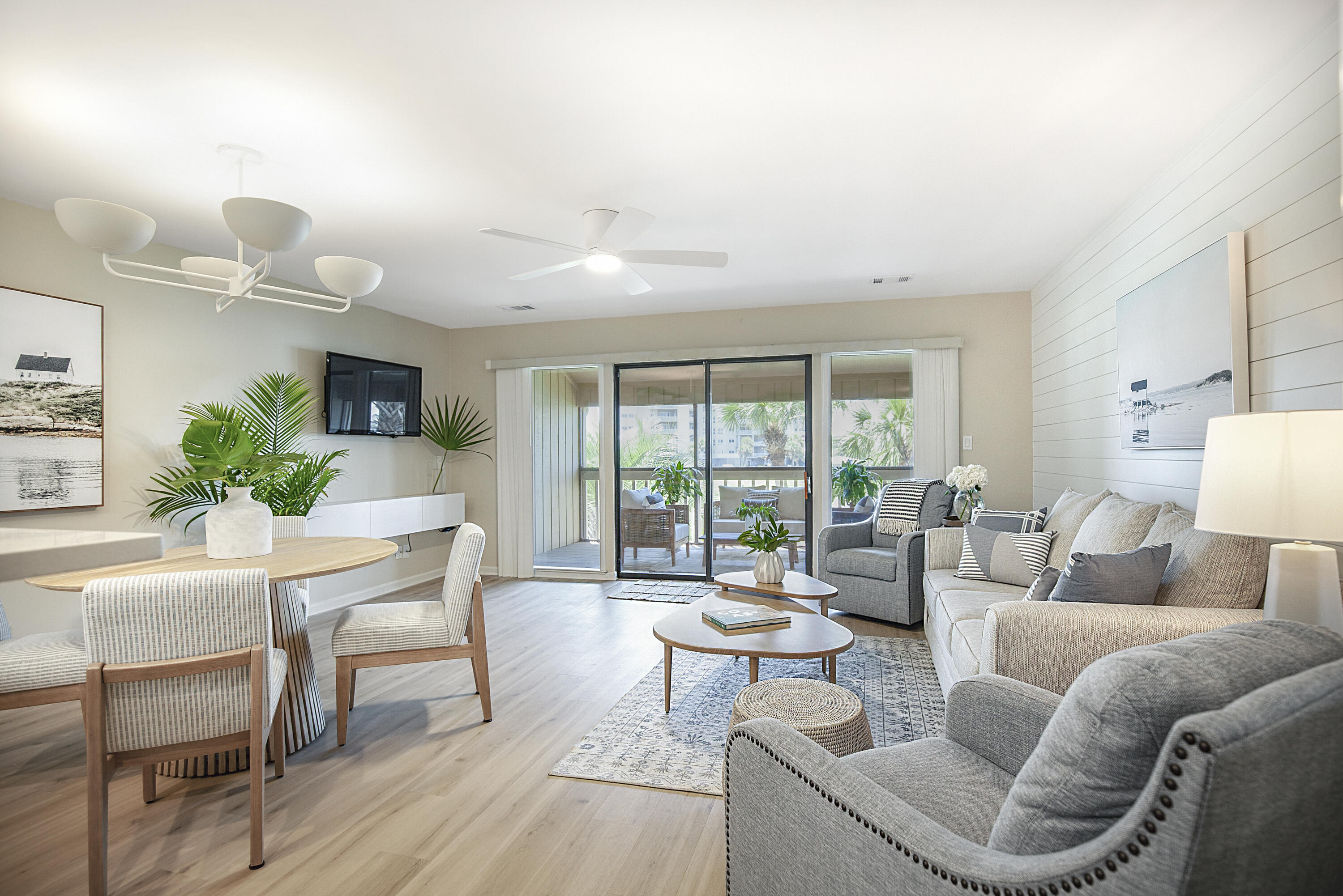 SEASCAPE CONDO PH 7 - Residential