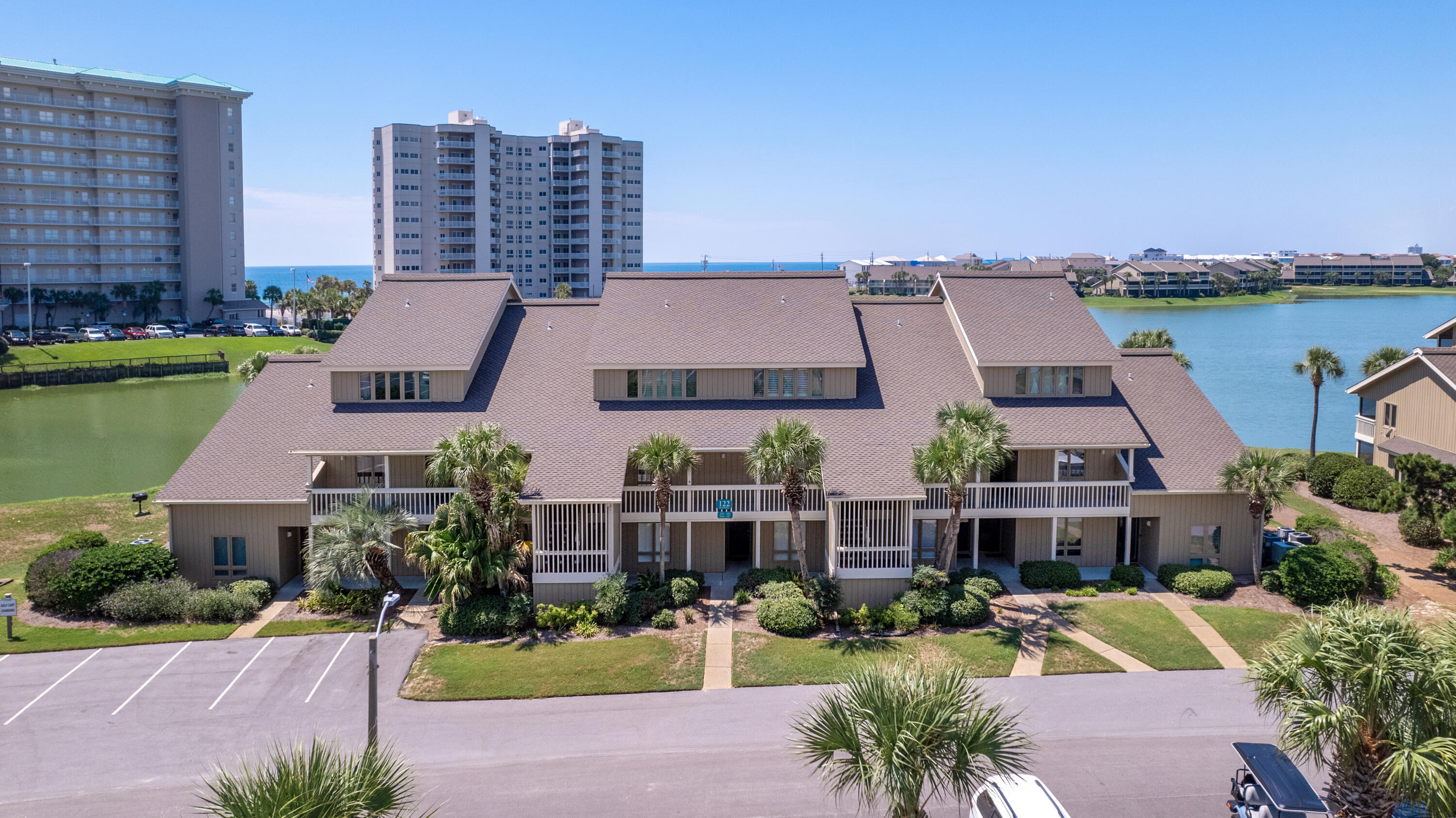 SEASCAPE CONDO PH 7 - Residential