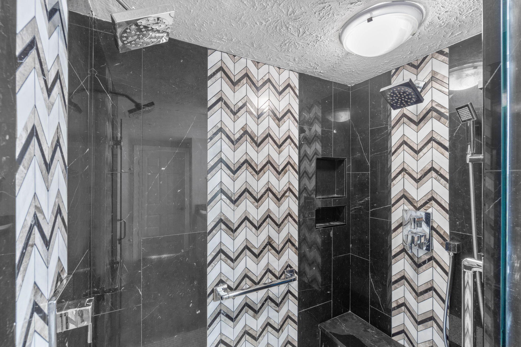 TREASURE ISLAND - Residential