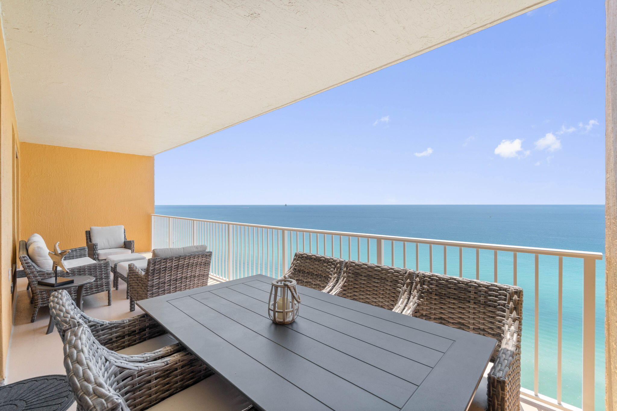 TREASURE ISLAND - Residential