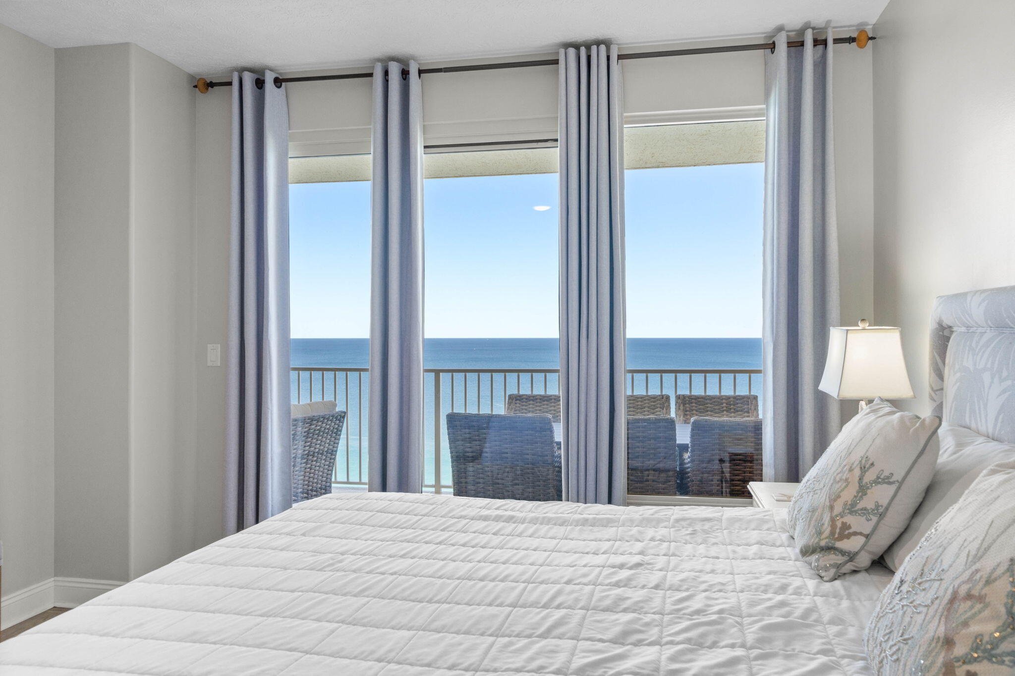 TREASURE ISLAND - Residential