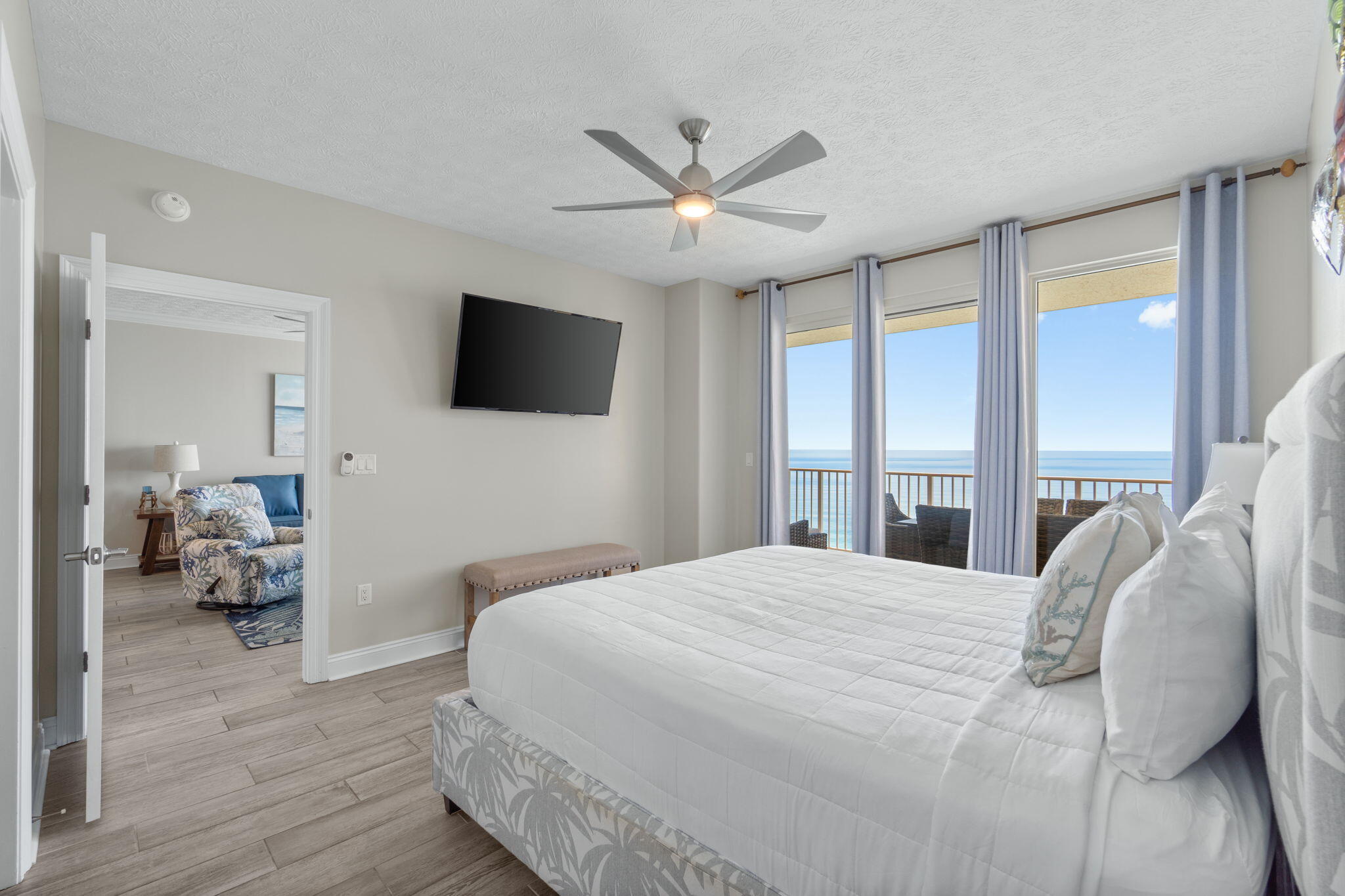 TREASURE ISLAND - Residential