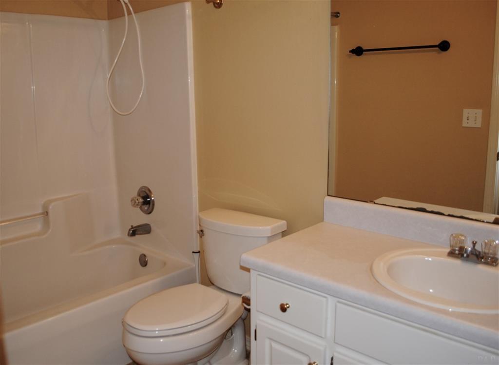 BISCAYNE POINTE - Residential